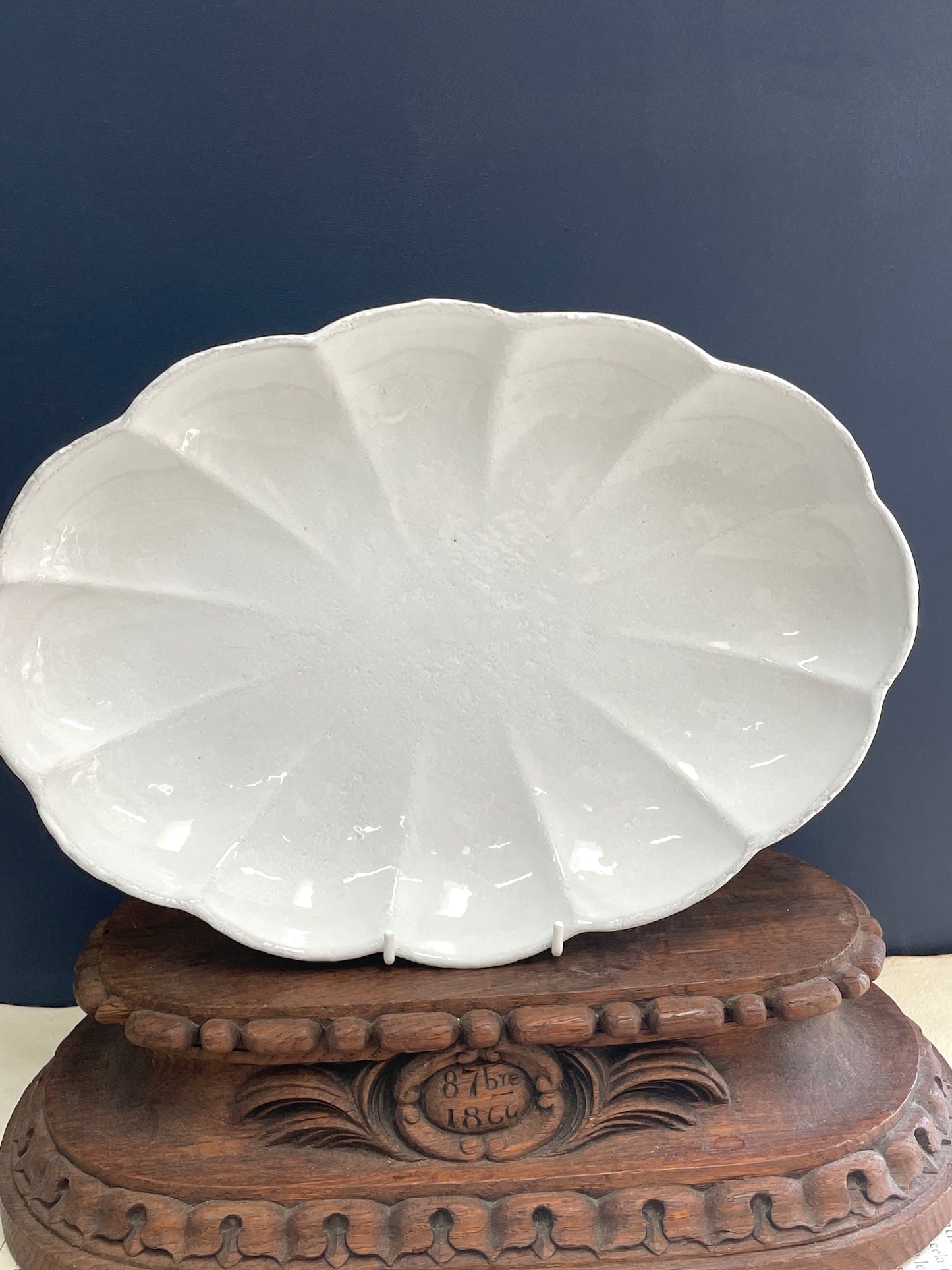 Astier de Villatte Marguerite Deep Oval Platter