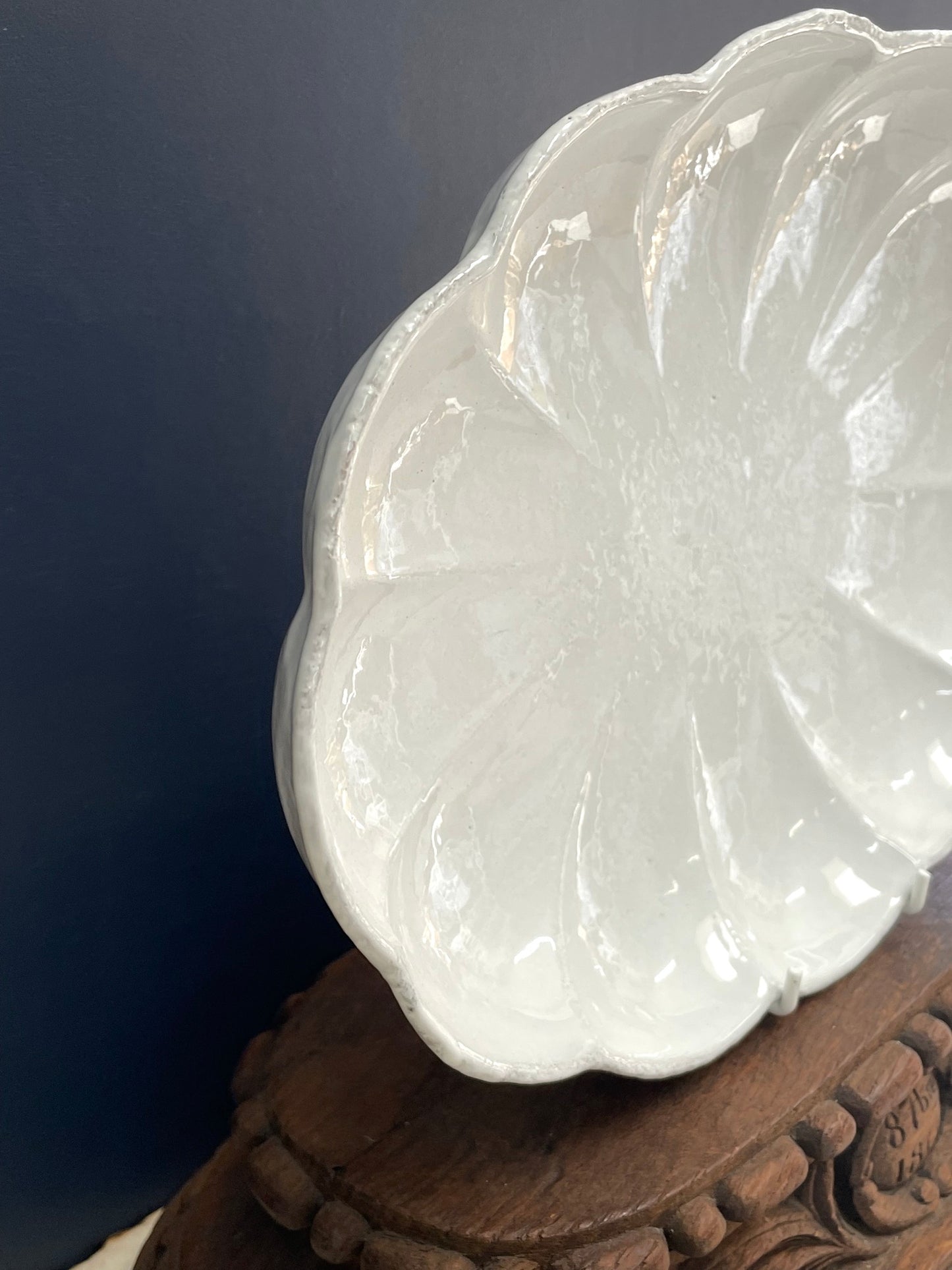 Astier de Villatte Marguerite Deep Oval Platter