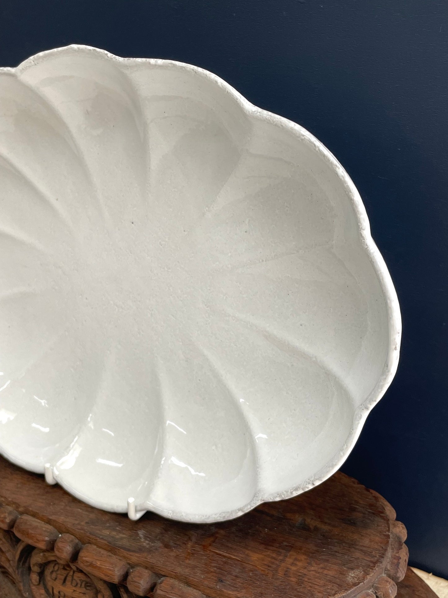 Astier de Villatte Marguerite Deep Oval Platter