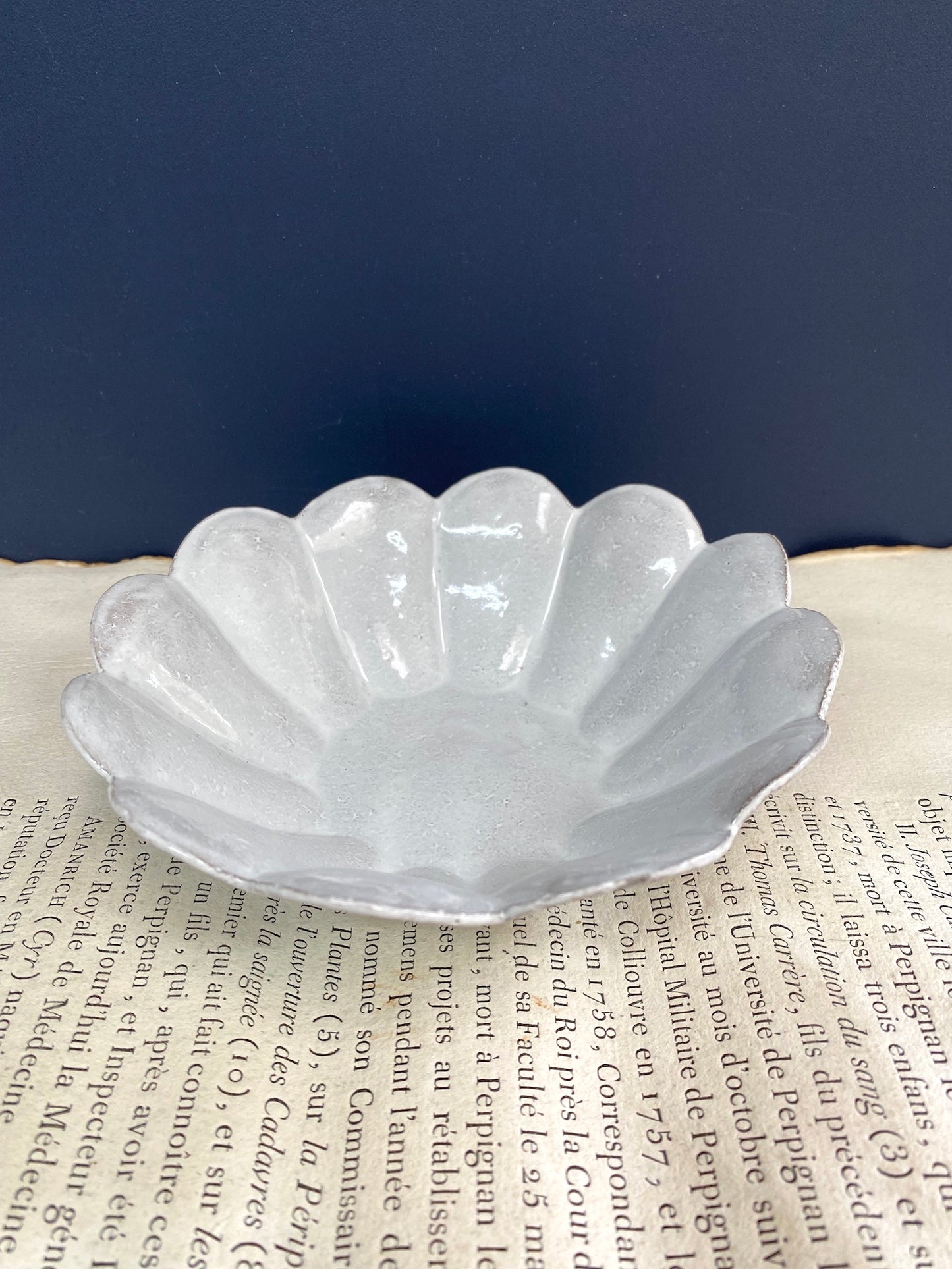 Astier de Villatte Marguerite Small Fruit Bowl