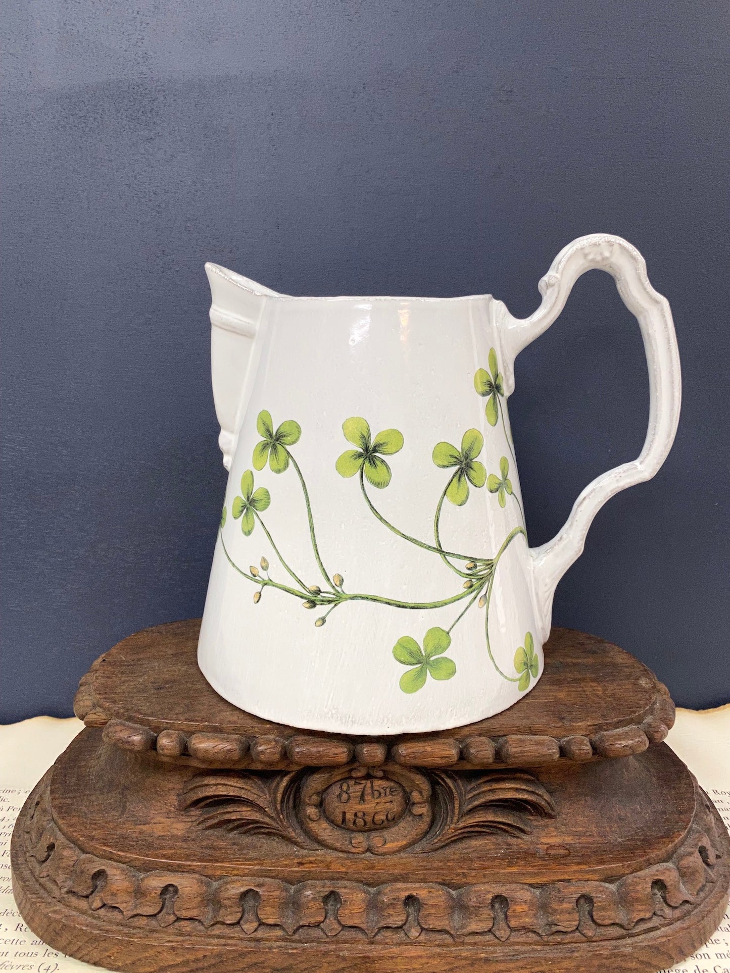 Astier de Villatte Medium Bladderwort Pitcher Vase