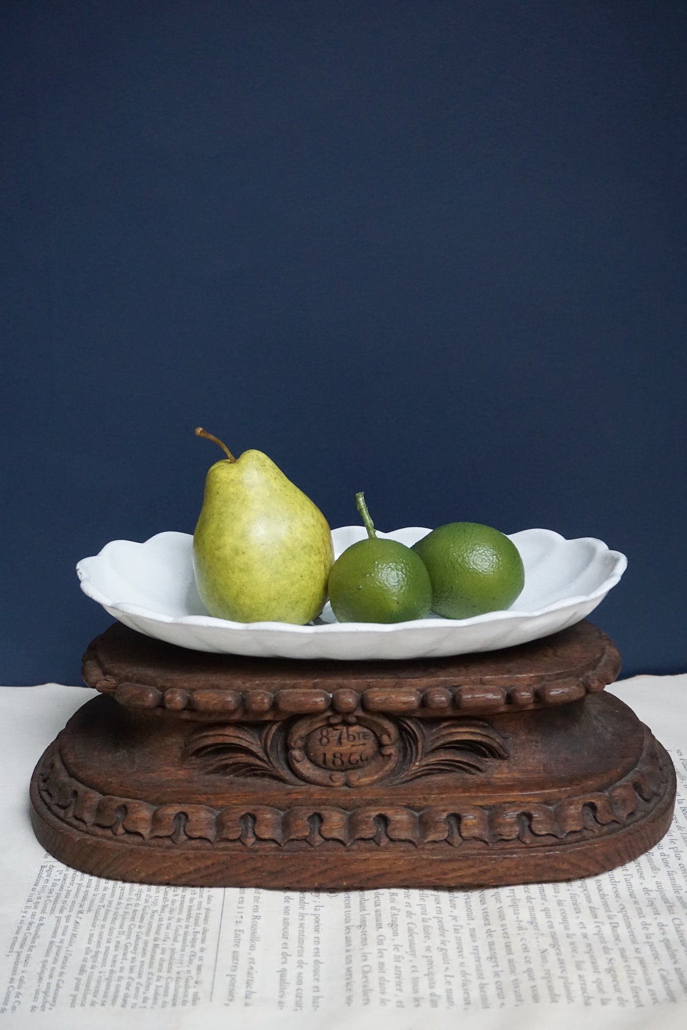 Astier de Villatte Oval Victoria Dish