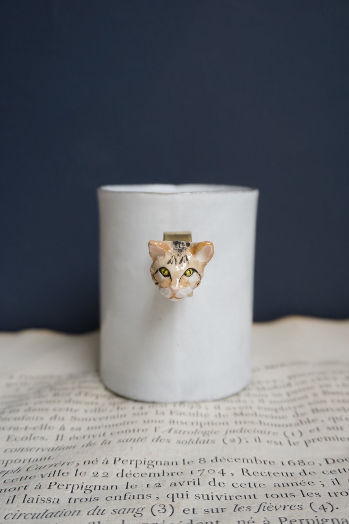 Astier de Villatte Serena Striped Cat Ring Cup