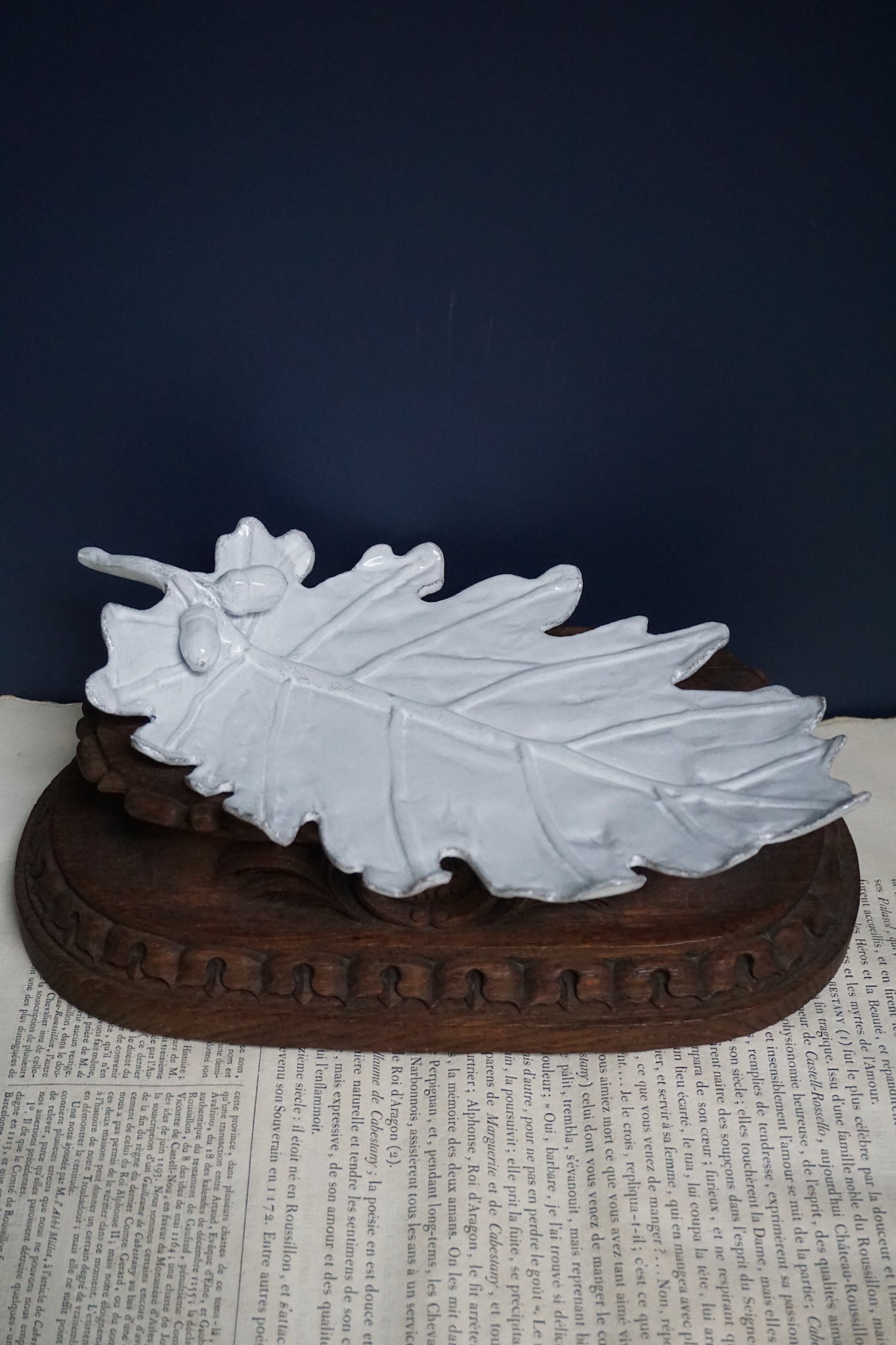 Astier de Villatte Setsuko Oak Leaf Ornament