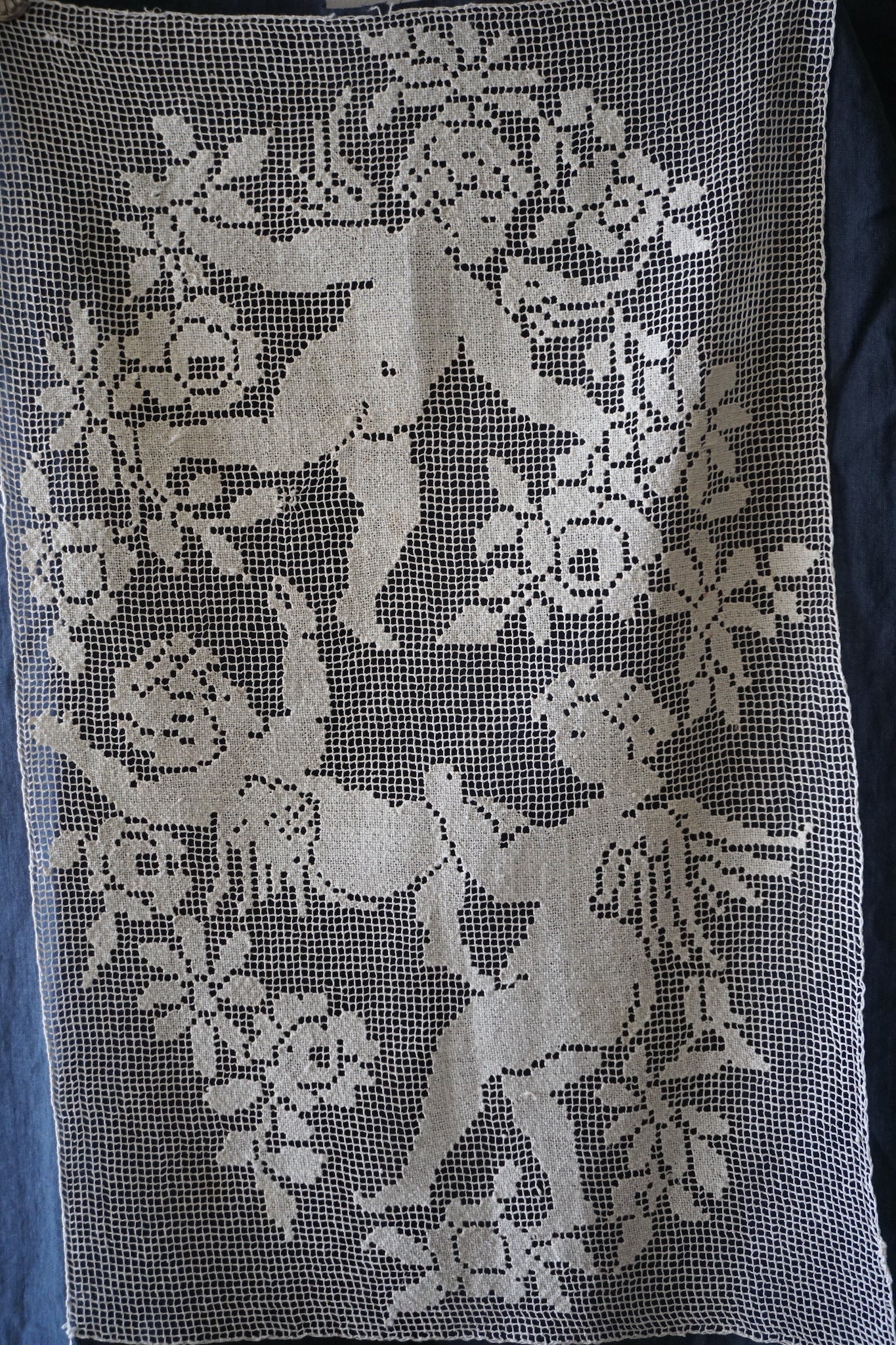Cherub and Rose Filet Lace Panel