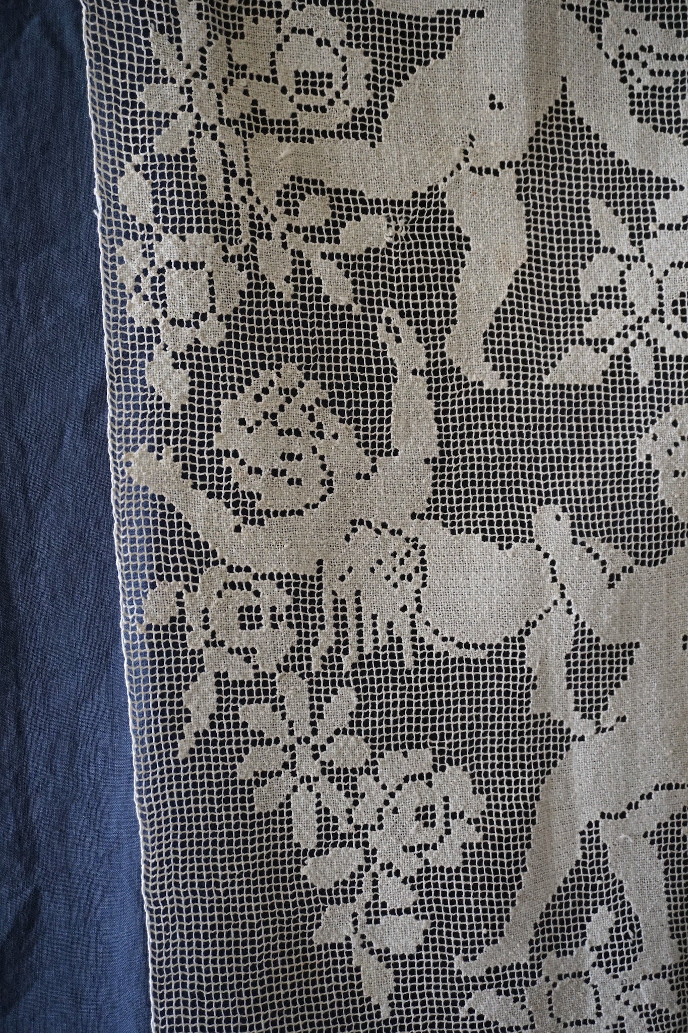 Cherub and Rose Filet Lace Panel