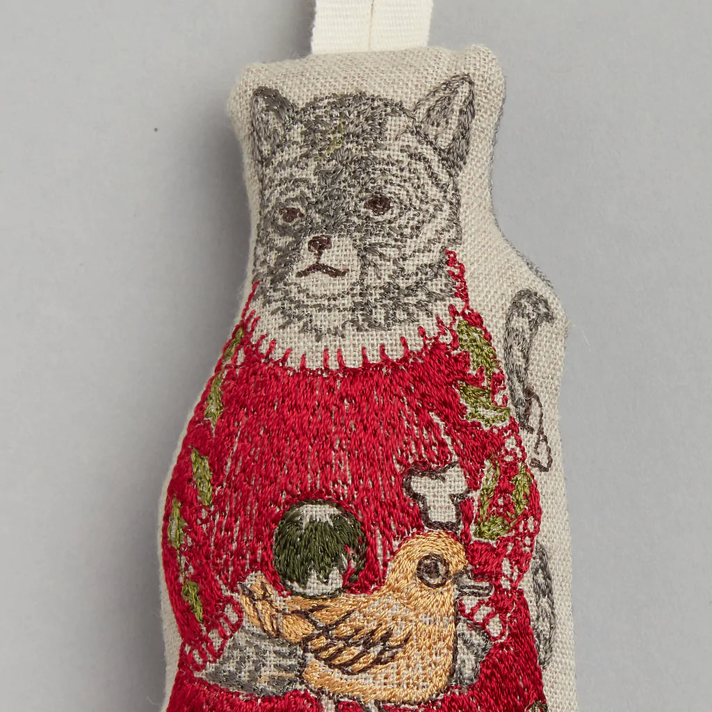 Coral & Tusk Cat With Gifts Ornament