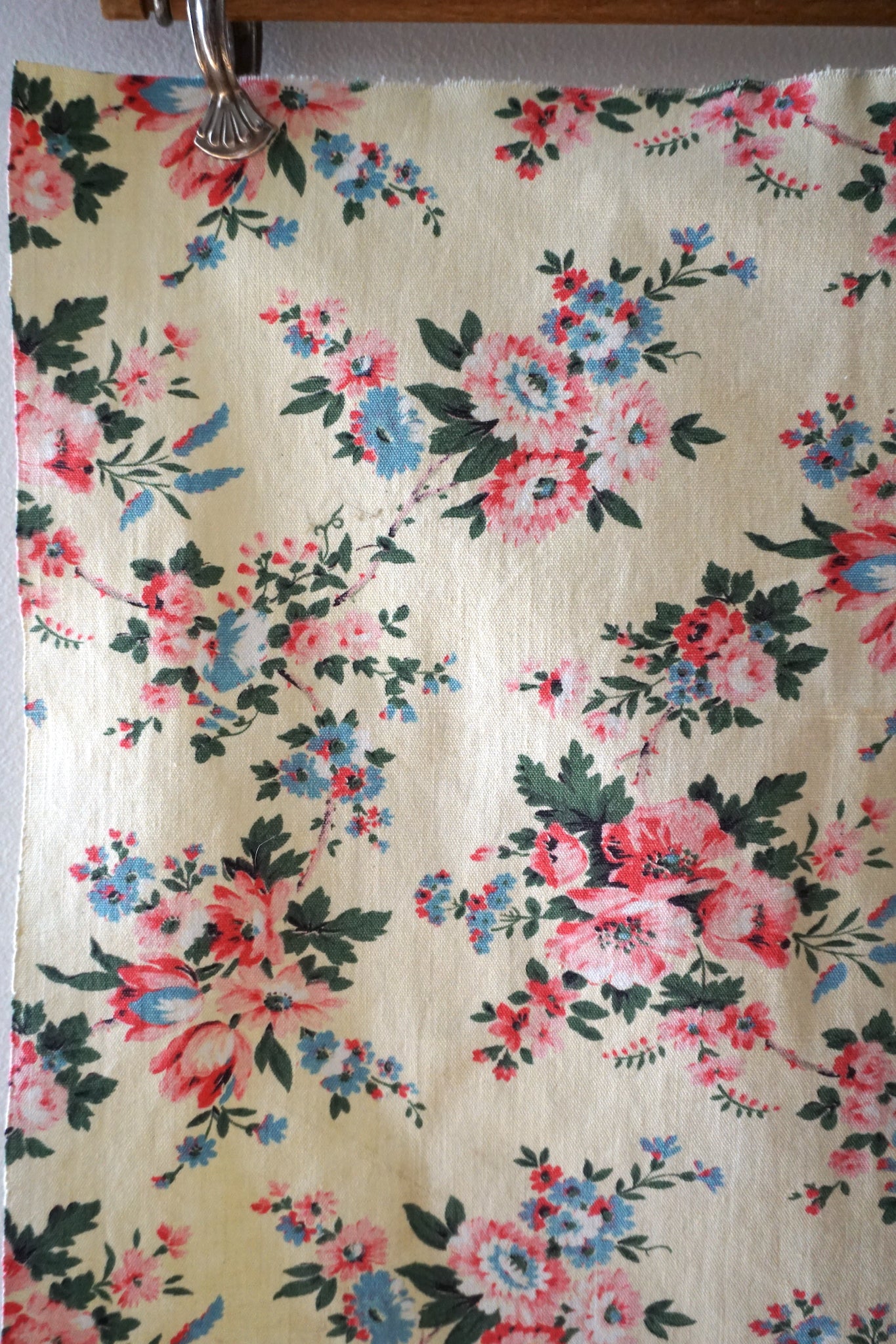 Vintage French Vibrant Floral Fabric Panel 40x40cm