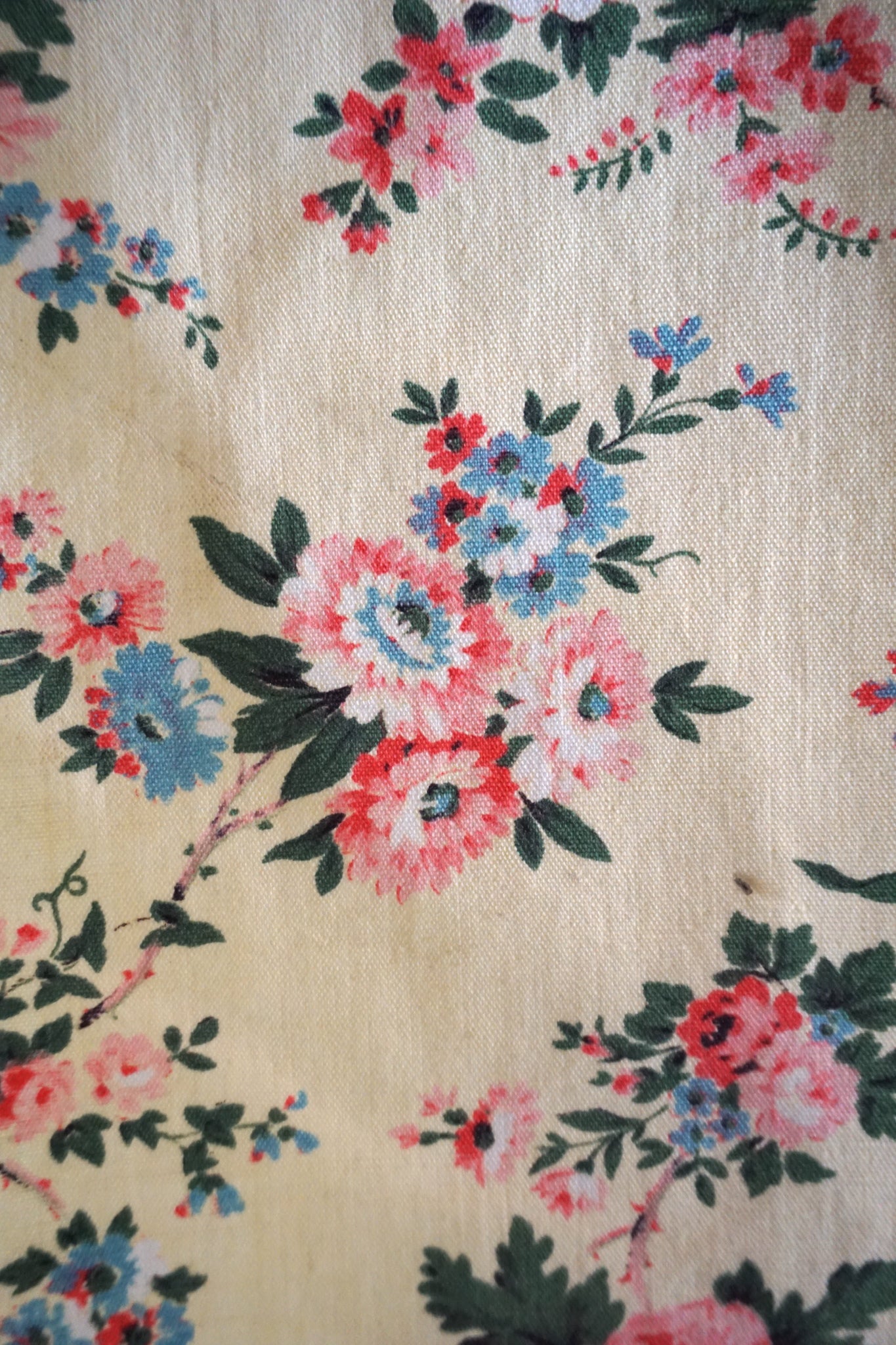 Vintage French Vibrant Floral Fabric Panel 40x40cm
