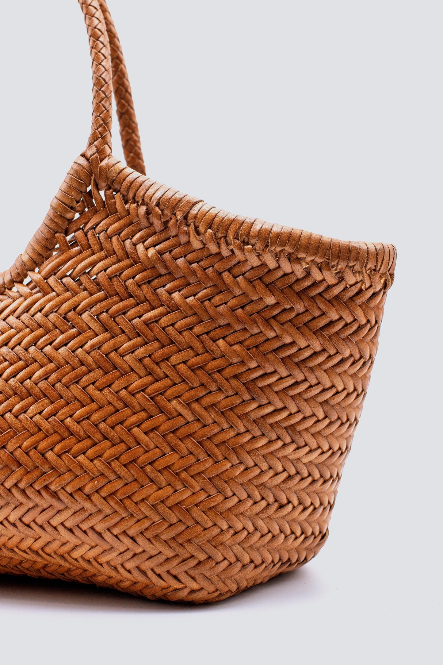 Dragon Diffusion Nantucket Big Basket - Tan