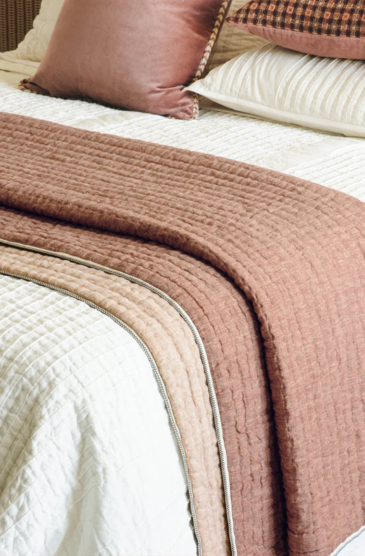 Bianca Lorenne 'Appetto Dusky Merlot' Coverlet