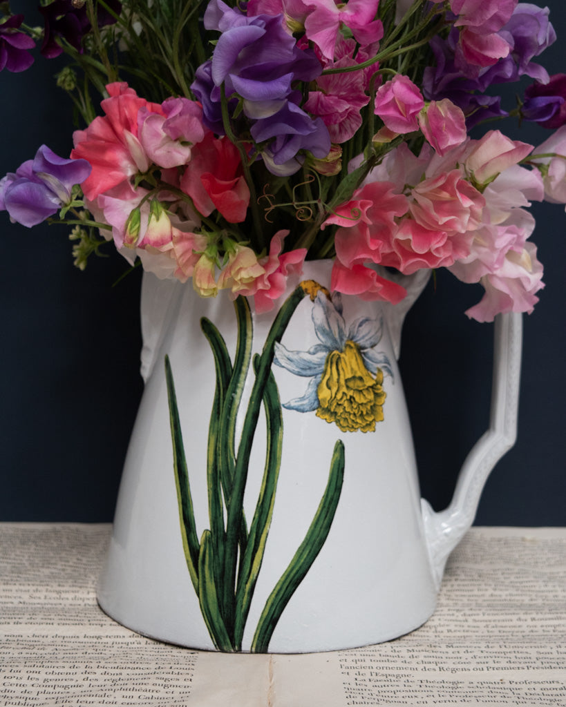 Astier de Villatte John Derian Daffodil Vase
