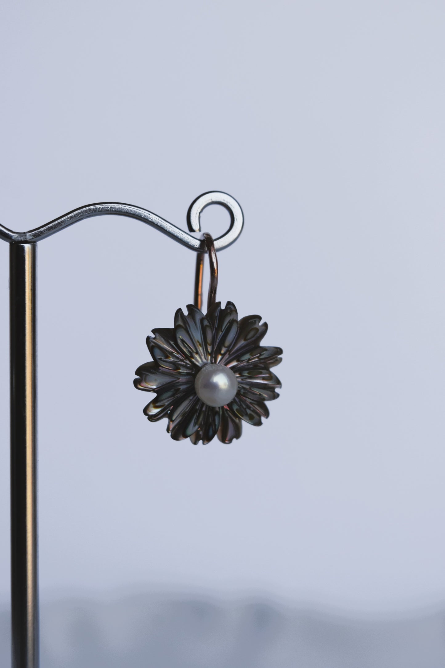 Italian Small Grey Mother-of-Pearl Flower Earrings