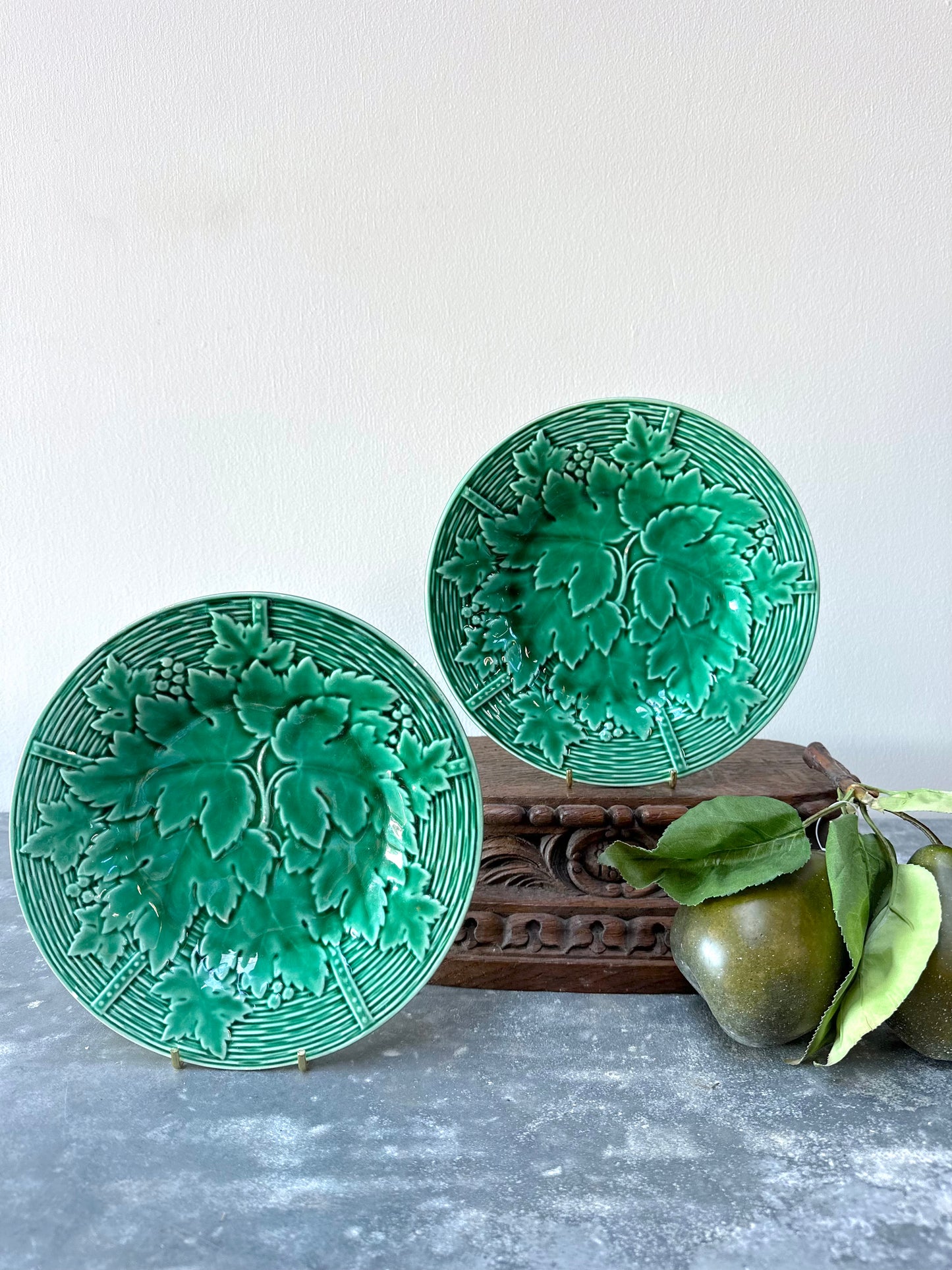 Antique French Gien 'Prime Fleur' Green Leaf Plate Pair
