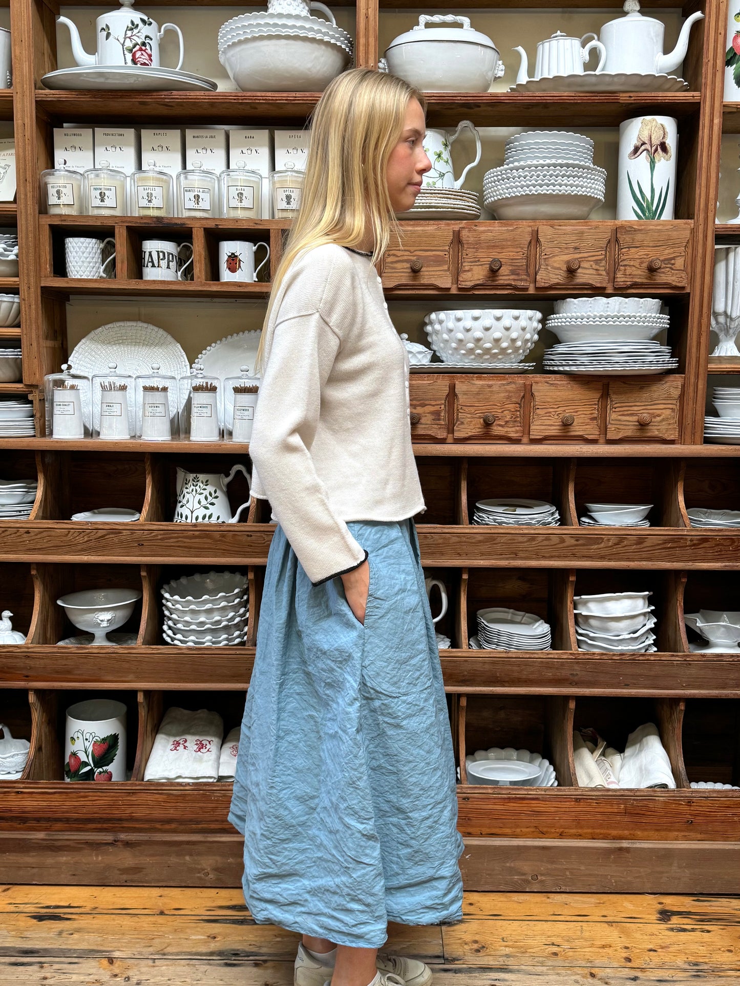 Aequamente Long Skirt - Light Blue