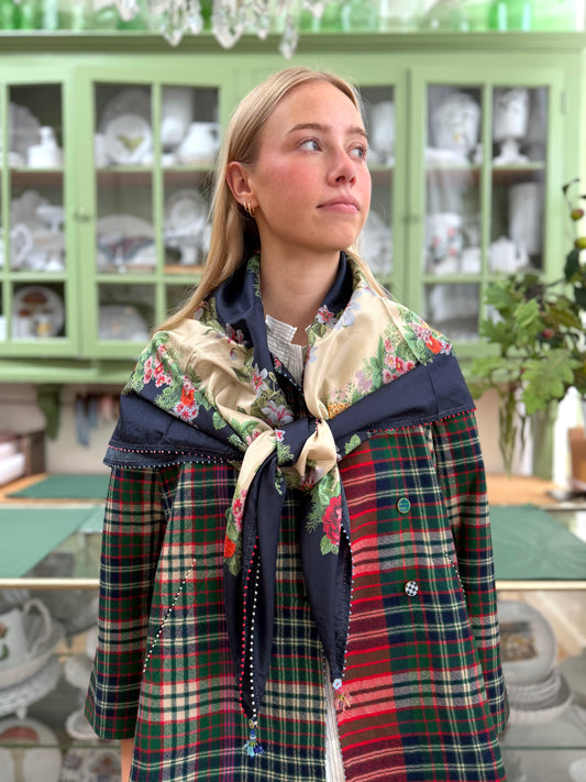 Péro Large Floral Silk Scarf