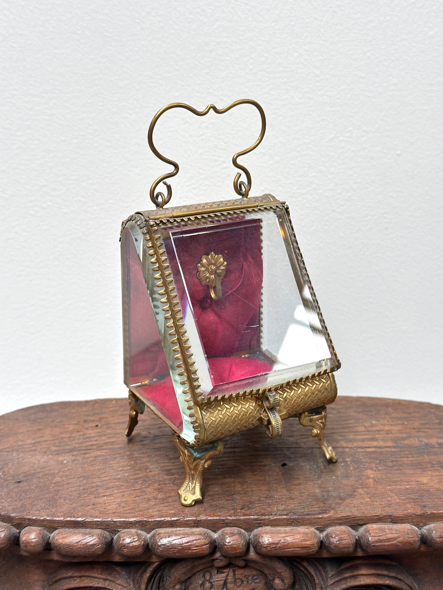 Antique French 'Boîte à Bijoux' Glass Jewellery Box - Triangle - Red