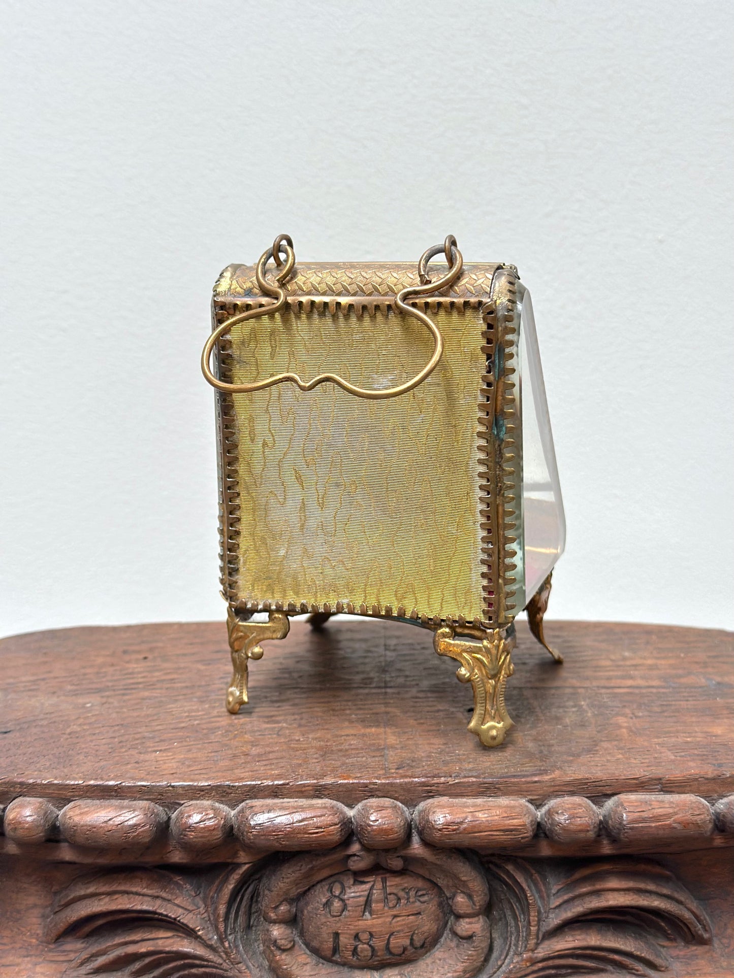 Antique French 'Boîte à Bijoux' Glass Jewellery Box - Triangle - Red