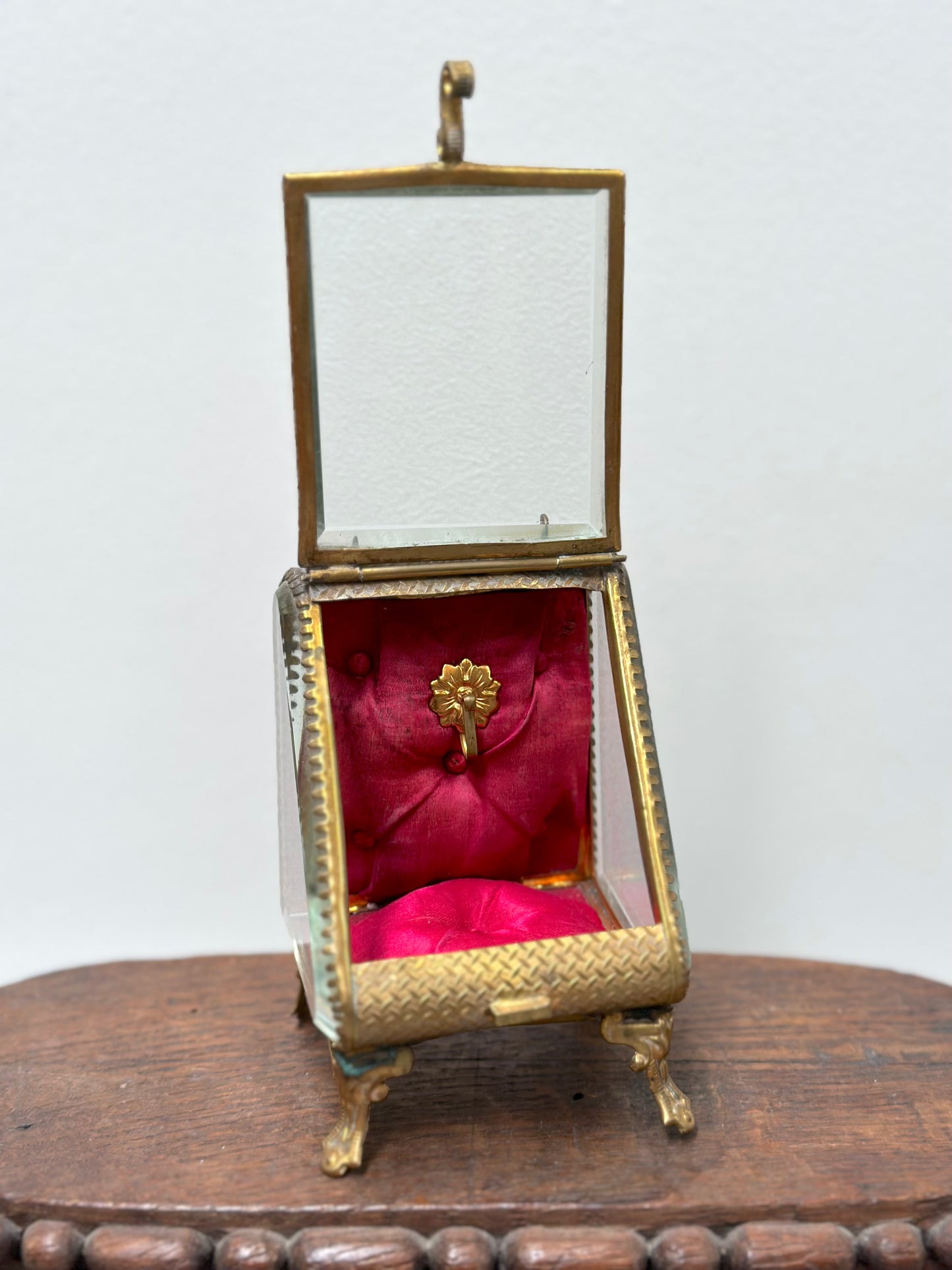 Antique French 'Boîte à Bijoux' Glass Jewellery Box - Triangle - Red
