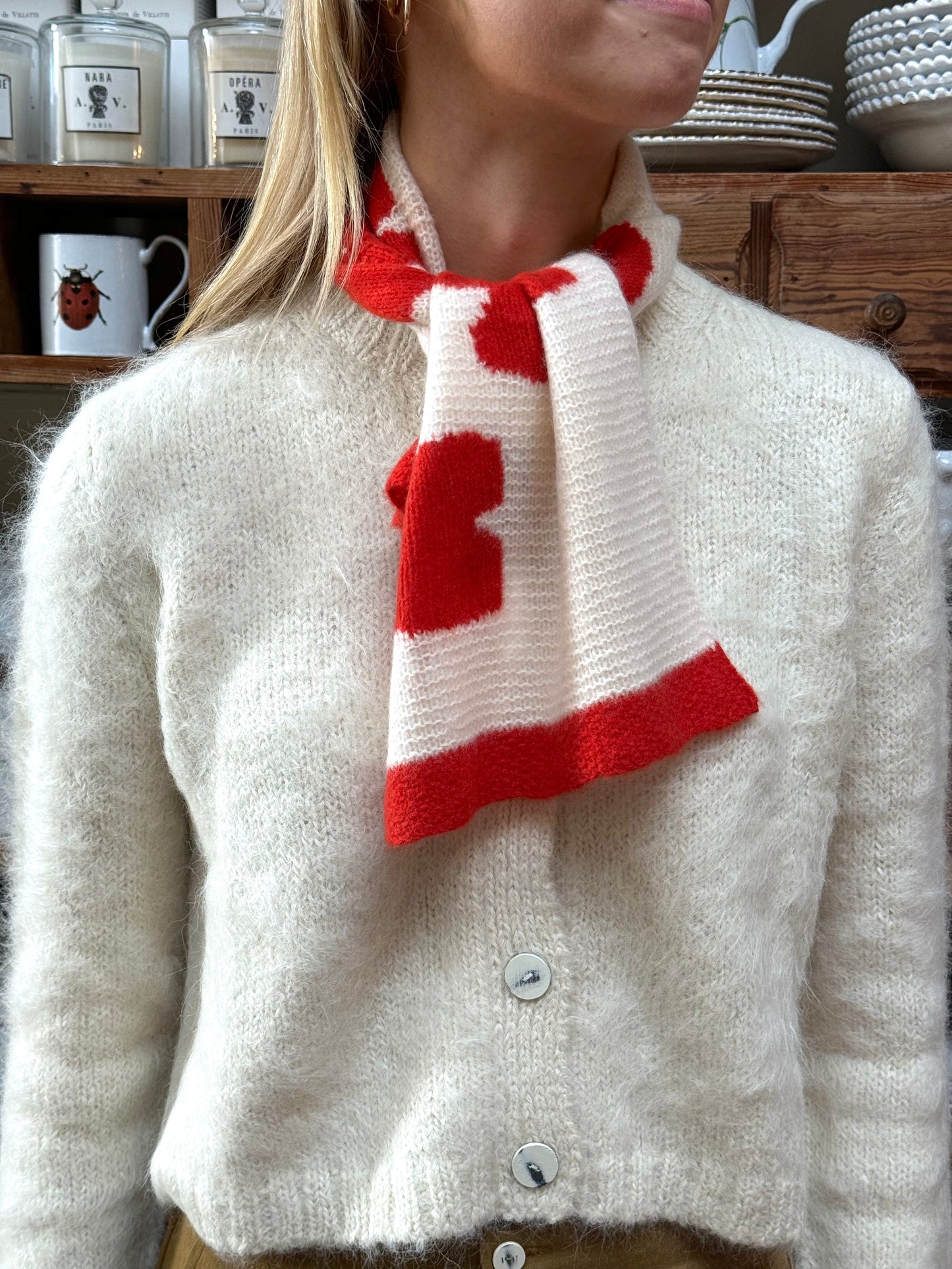 Sula Cashmere Flower Scarf - Red And Cream