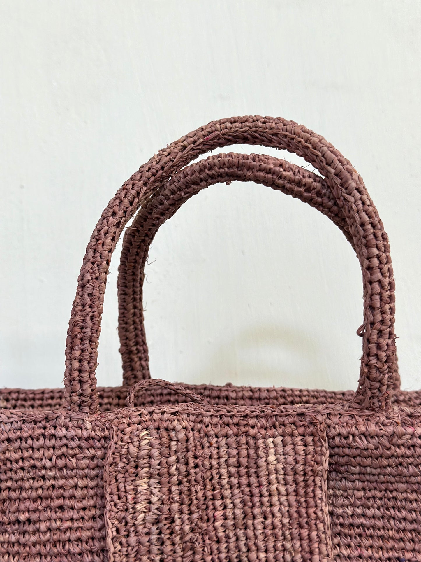 Sophie Digard Small Raffia Woven Handbag - Pink