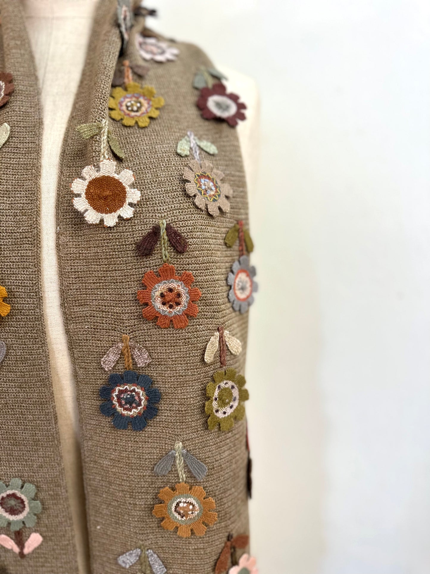 Sophie Digard Taupe Crochet Scarf With Flower Applique