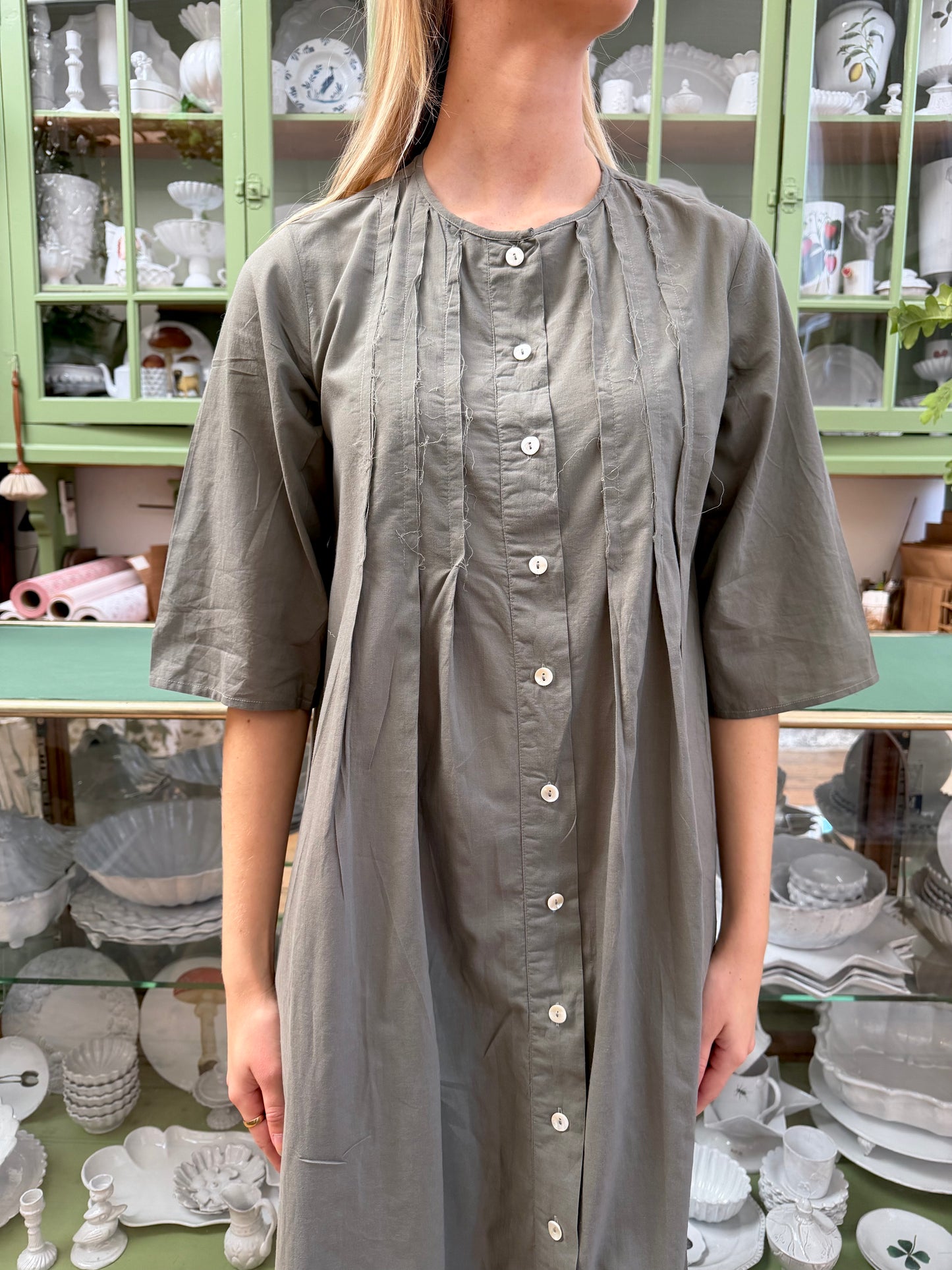 Sula Long Pleat Dress - Shadow