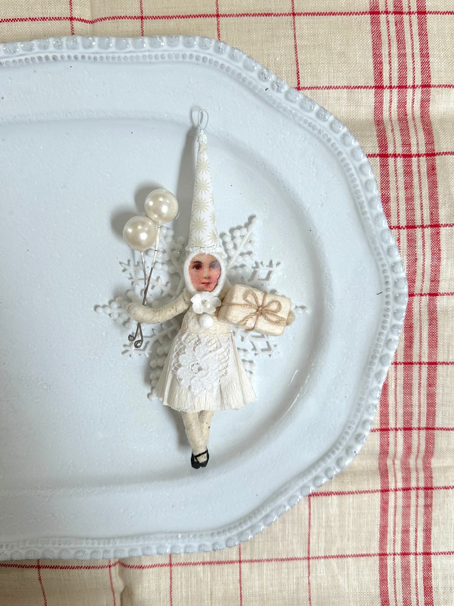 Vintage by Crystal Handspun Cotton Snowflake Children