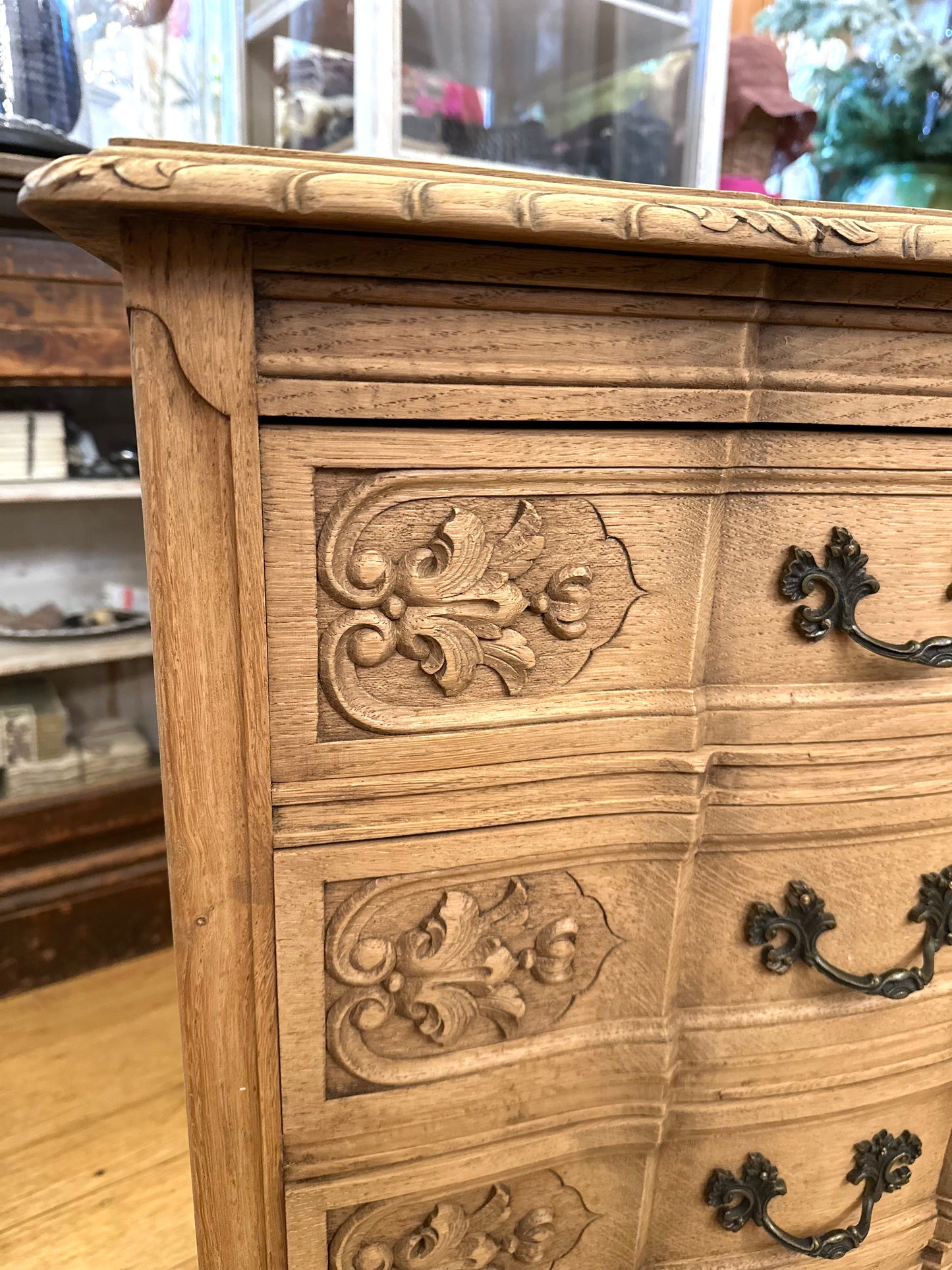 Antique French Oak 4 Drawer Commode