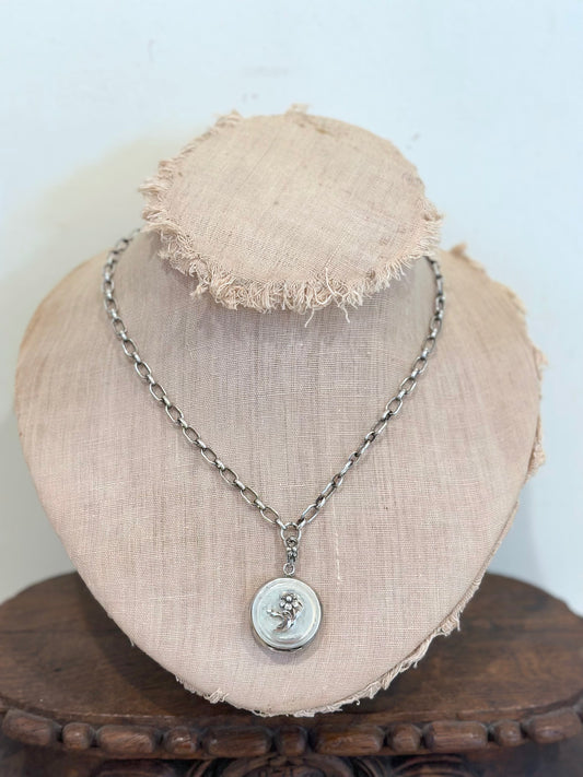 Antique French Necklace With 'Poudrier' Flower Locket
