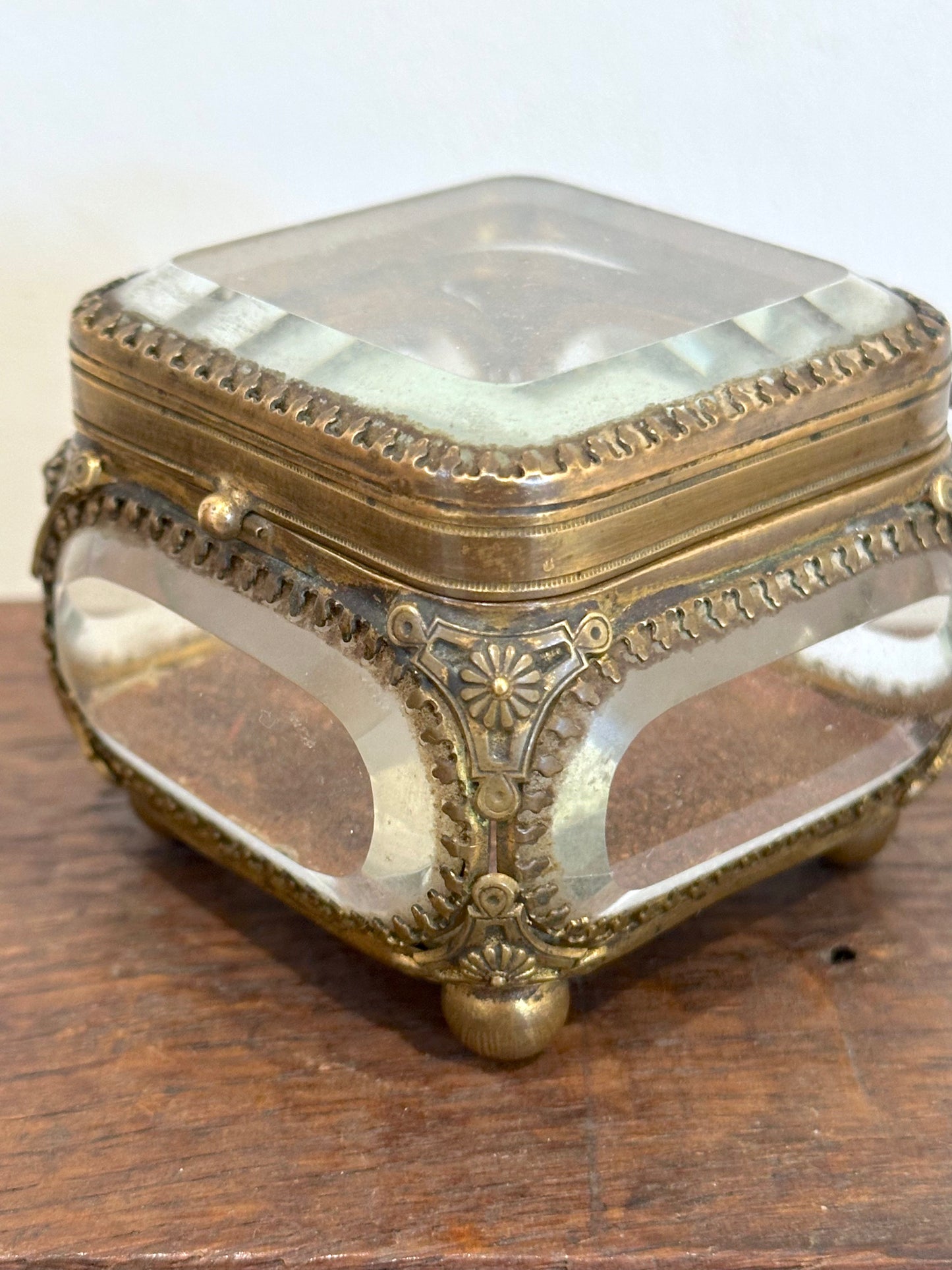 Antique French 'Boîte à Bijoux' Glass Jewellery Box - Small Square - Red Leather