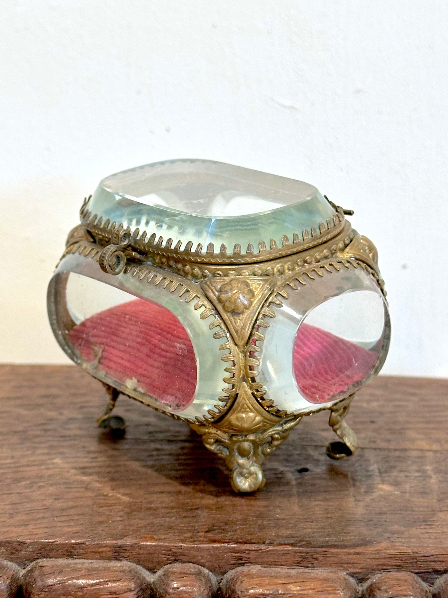 Antique French 'Boîte à Bijoux' Glass Jewellery Box - Small Rectangle - Red Velvet