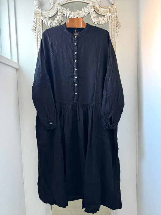 Metta Faye Linen Dress - Black