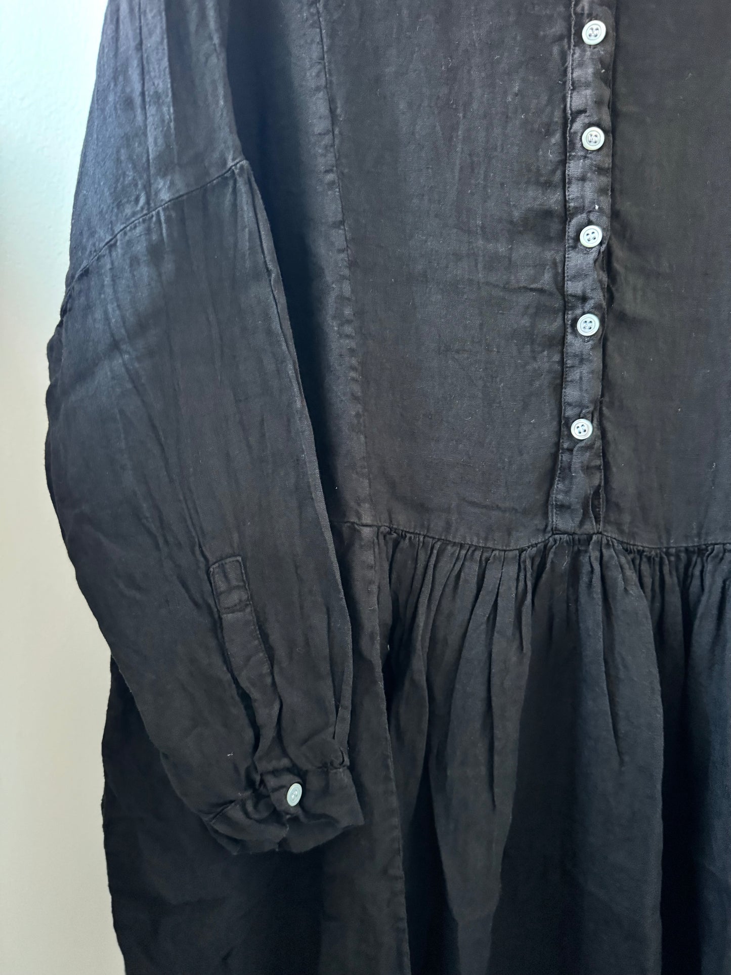 Metta Faye Linen Dress - Black