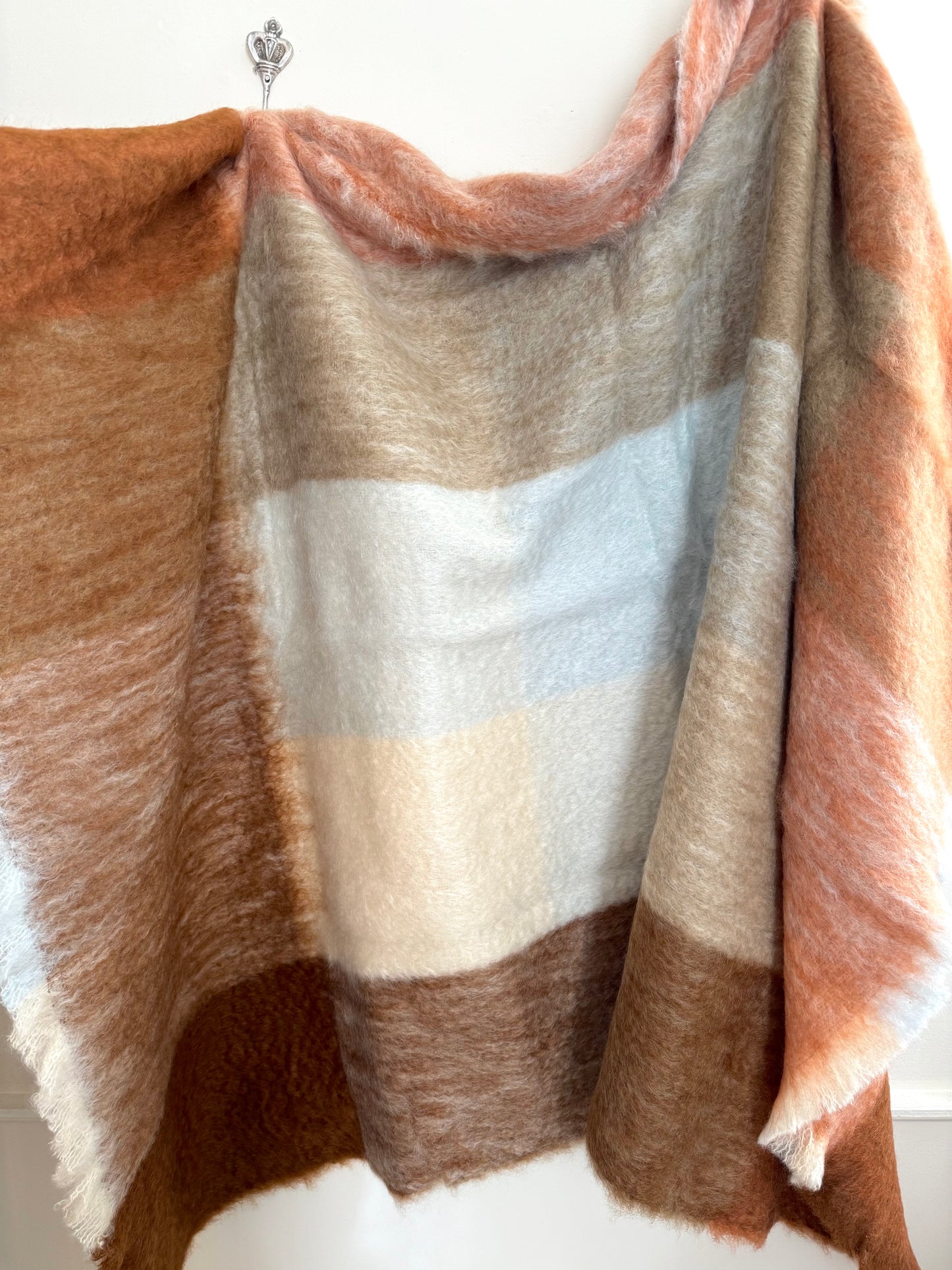 Mantas Ezcaray Sand/Rust Mohair Blanket