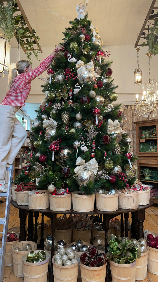 Cambridge Spruce Christmas Tree - PRE-ORDER