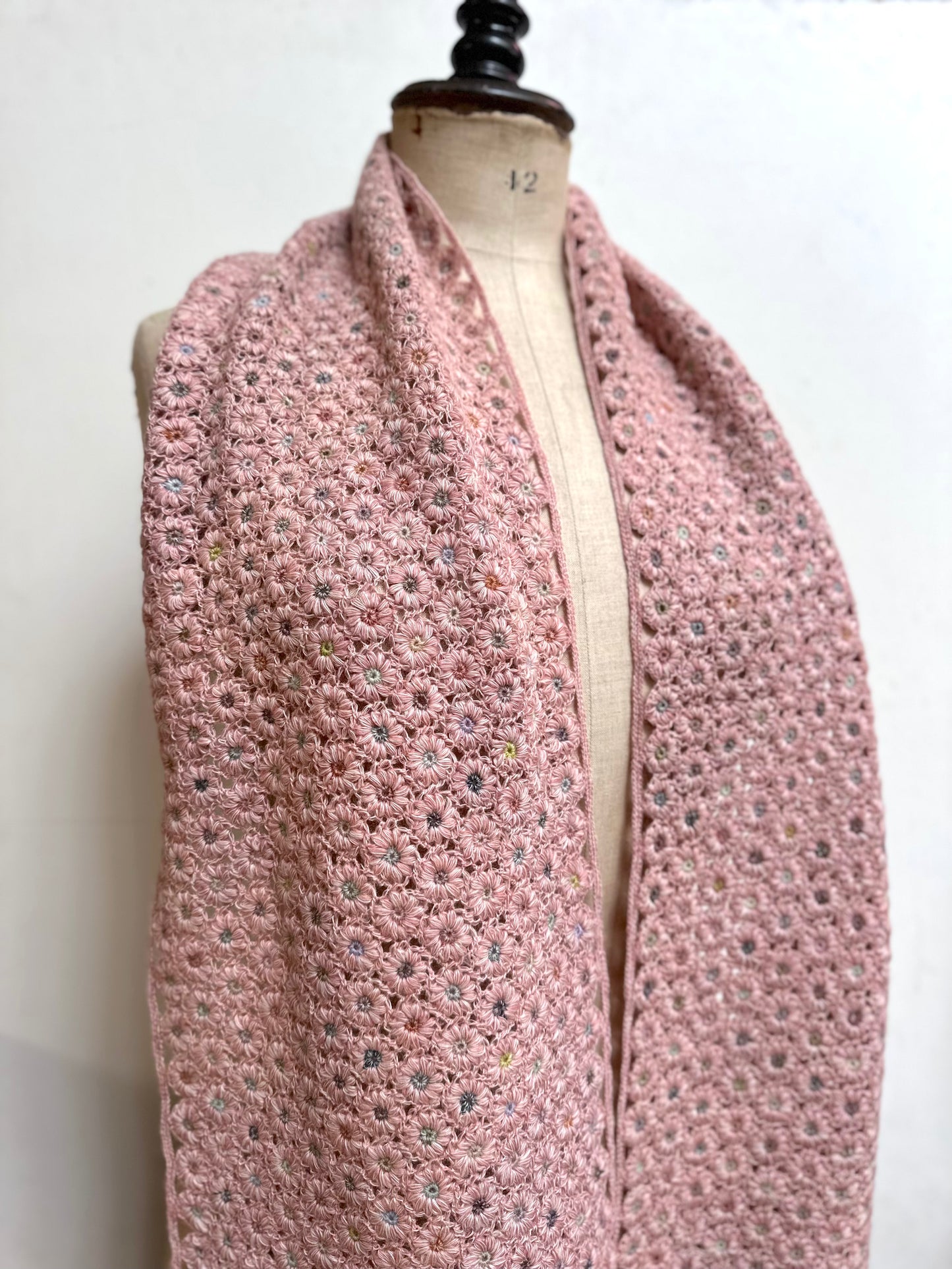 Sophie Digard Crochet Wool Scarf Pink Daisy Chains