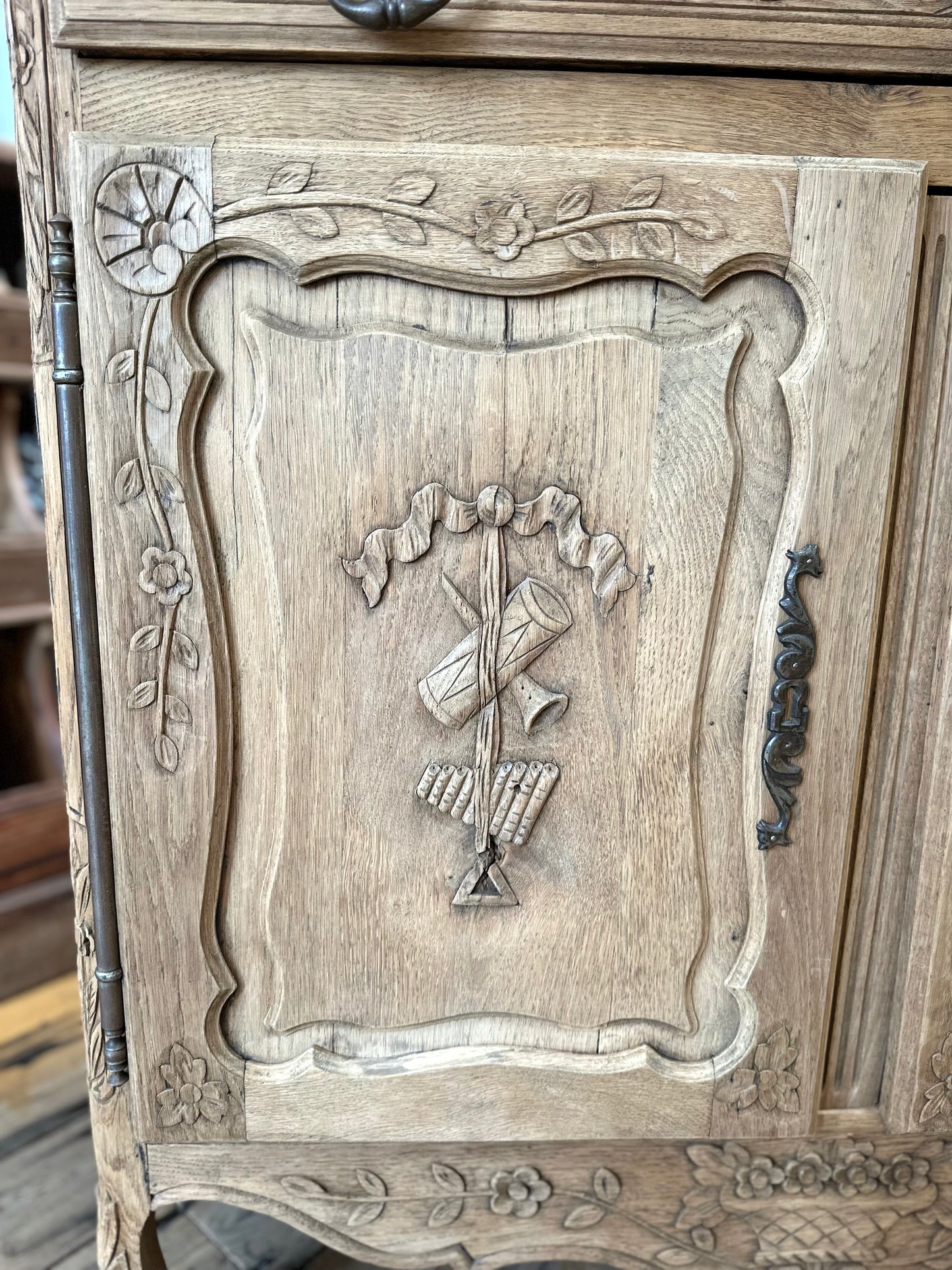 Antique French Raw Oak 2 Door Sideboard With Flower Basket Carving