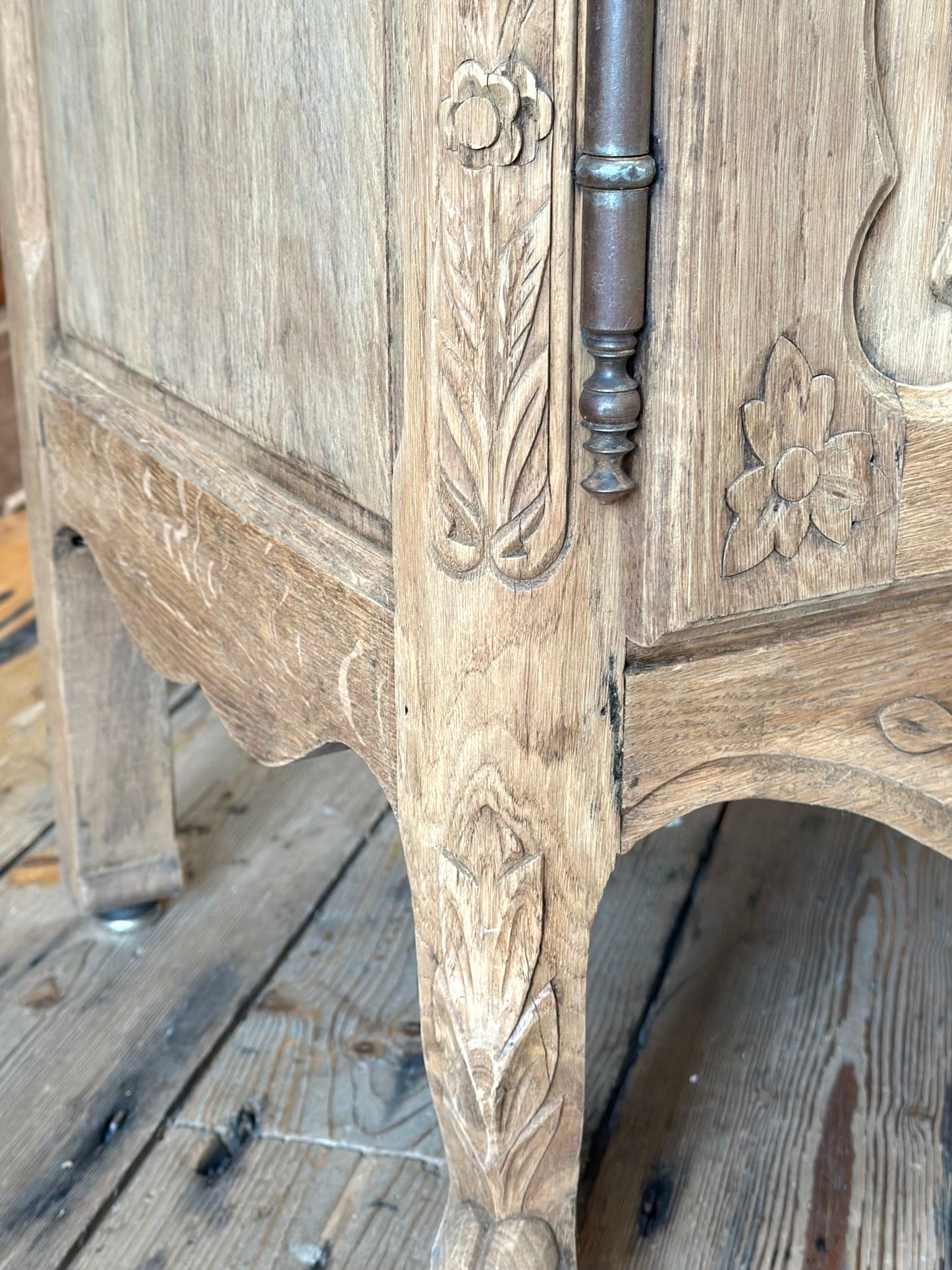Antique French Raw Oak 2 Door Sideboard With Flower Basket Carving