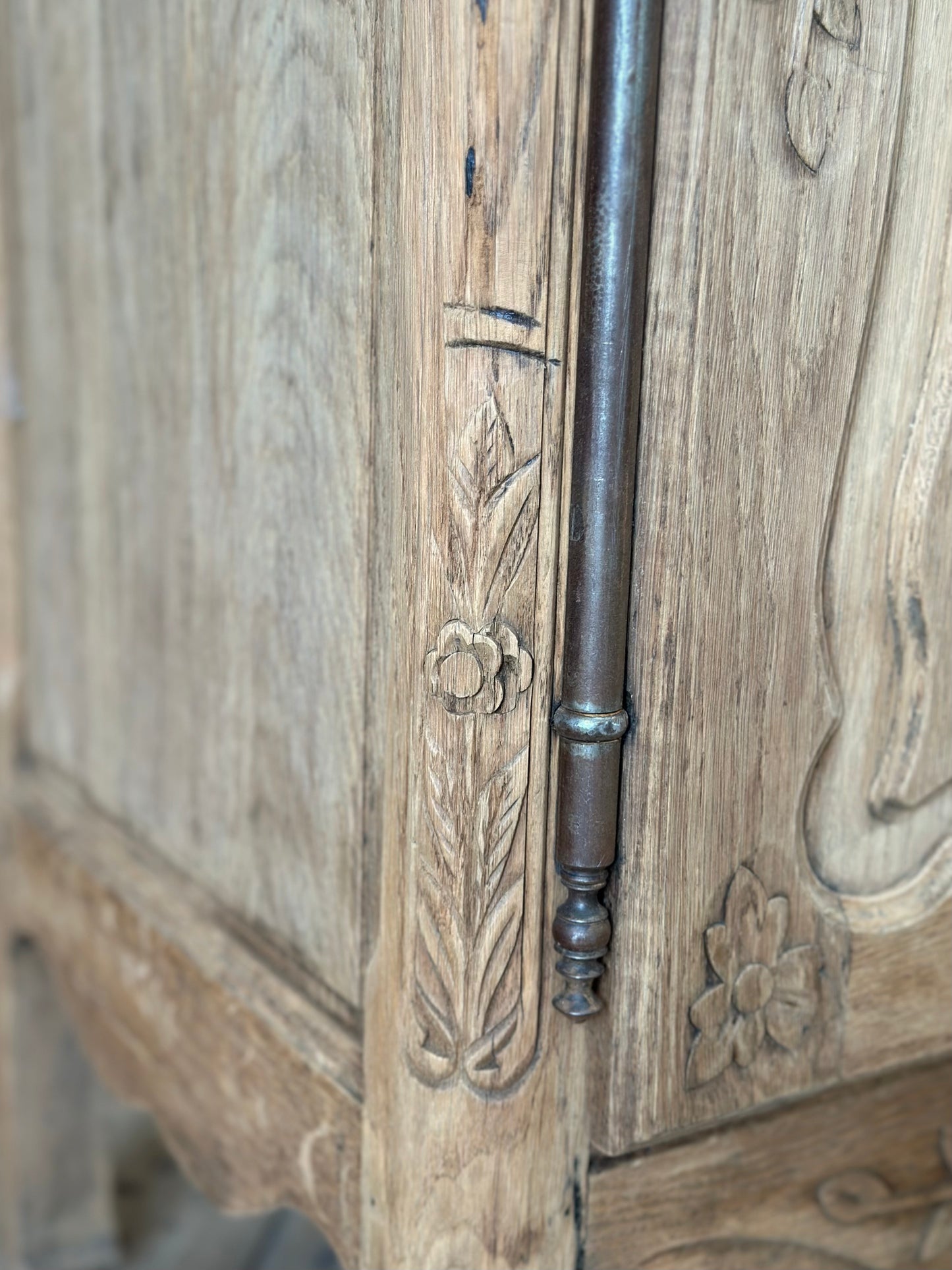 Antique French Raw Oak 2 Door Sideboard With Flower Basket Carving