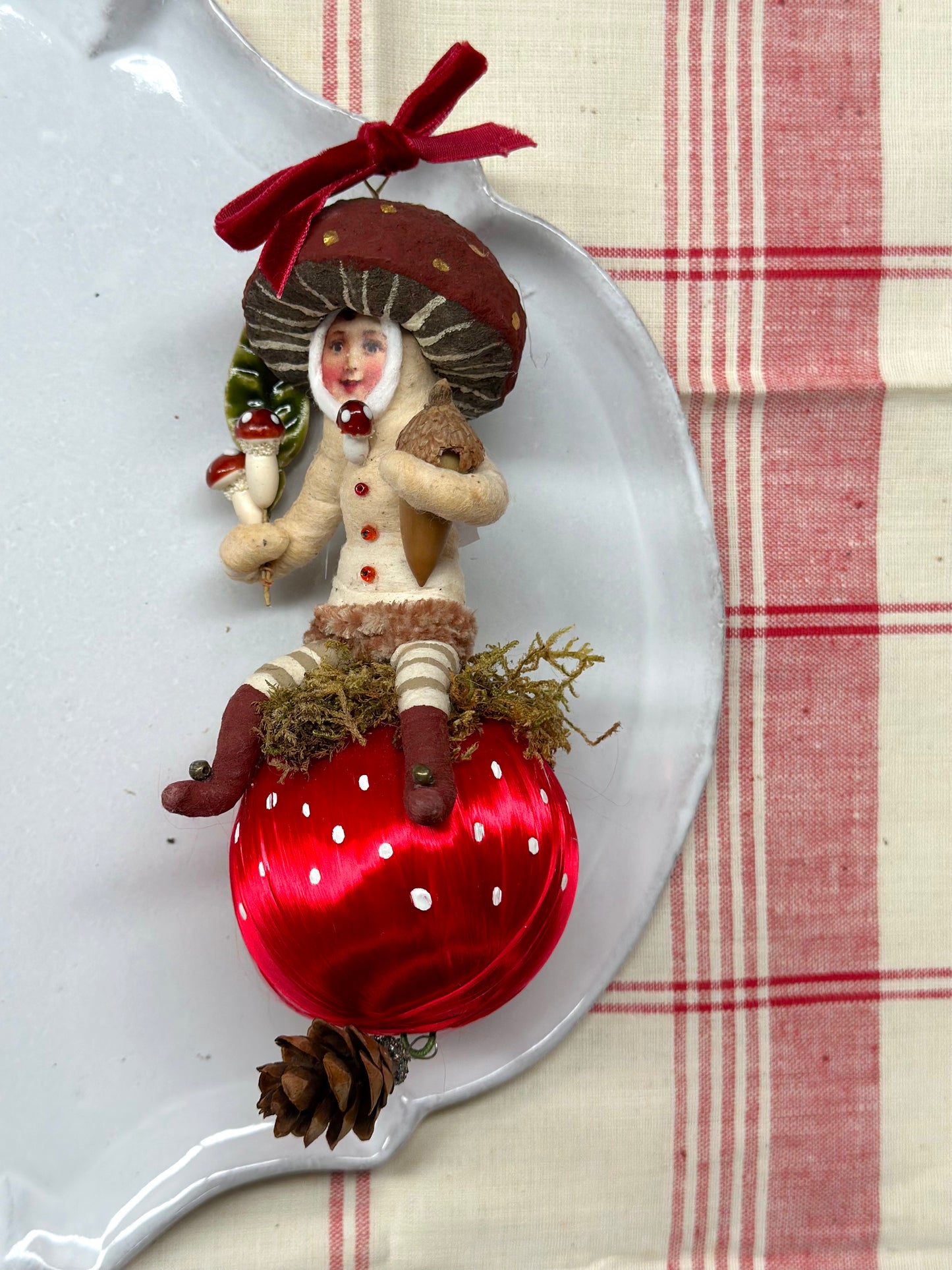 Vintage by Crystal Handspun Cotton Mushroom & Candy Cane Children