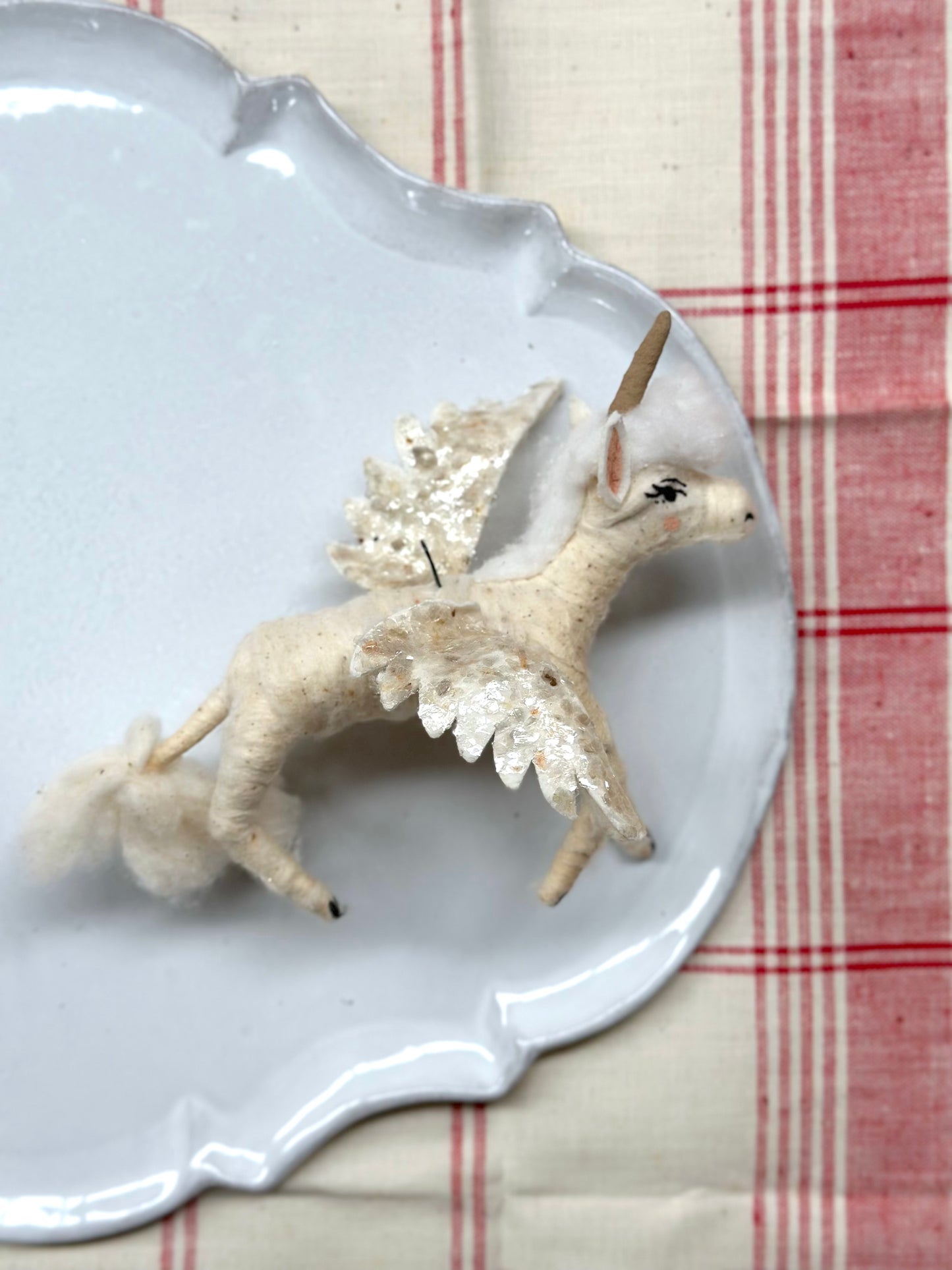 Vintage by Crystal Handspun Cotton Cream Hanging Ornaments