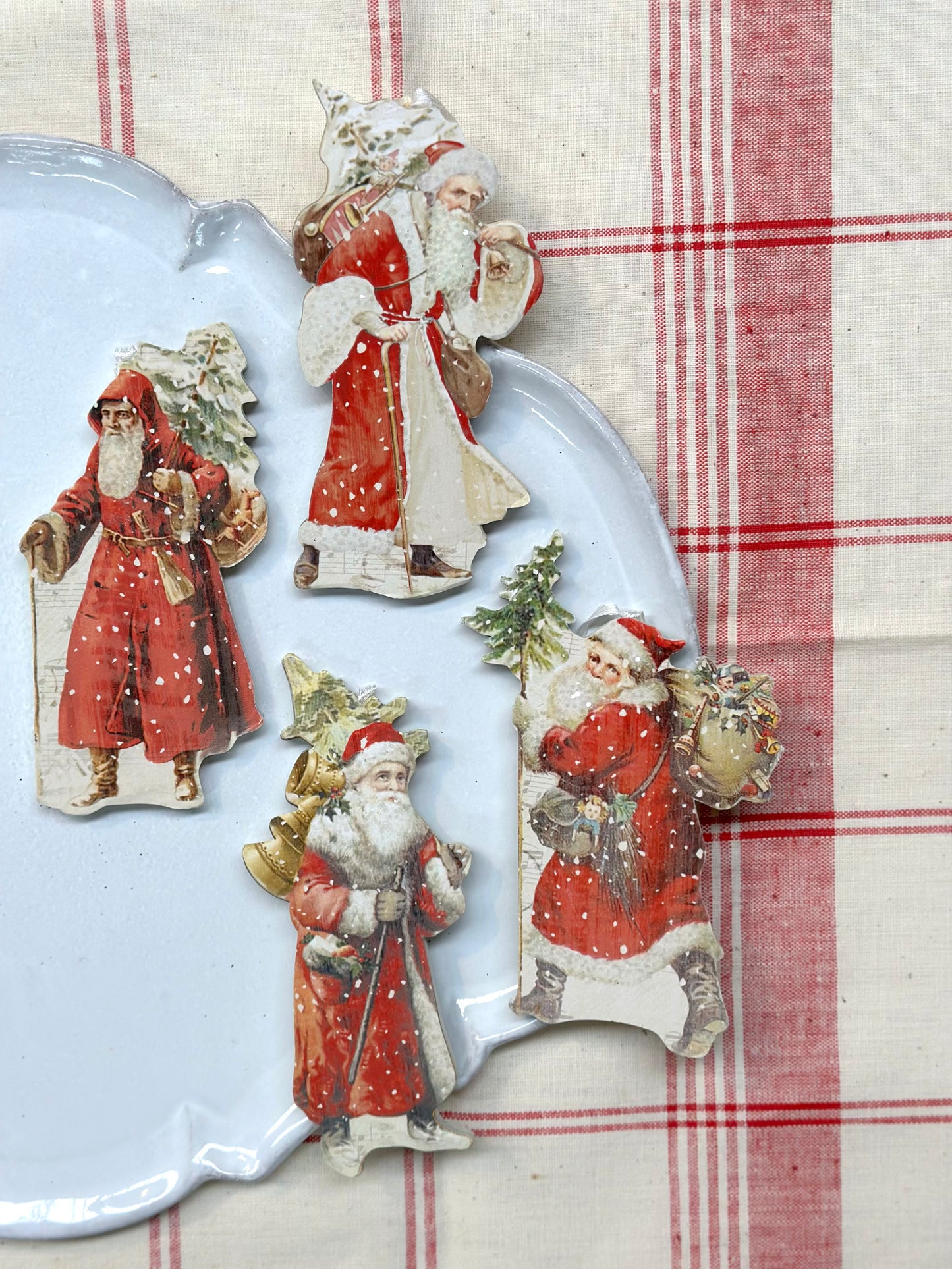 Nostalgic Wooden Santas - Set Of 4 - Woodland Christmas