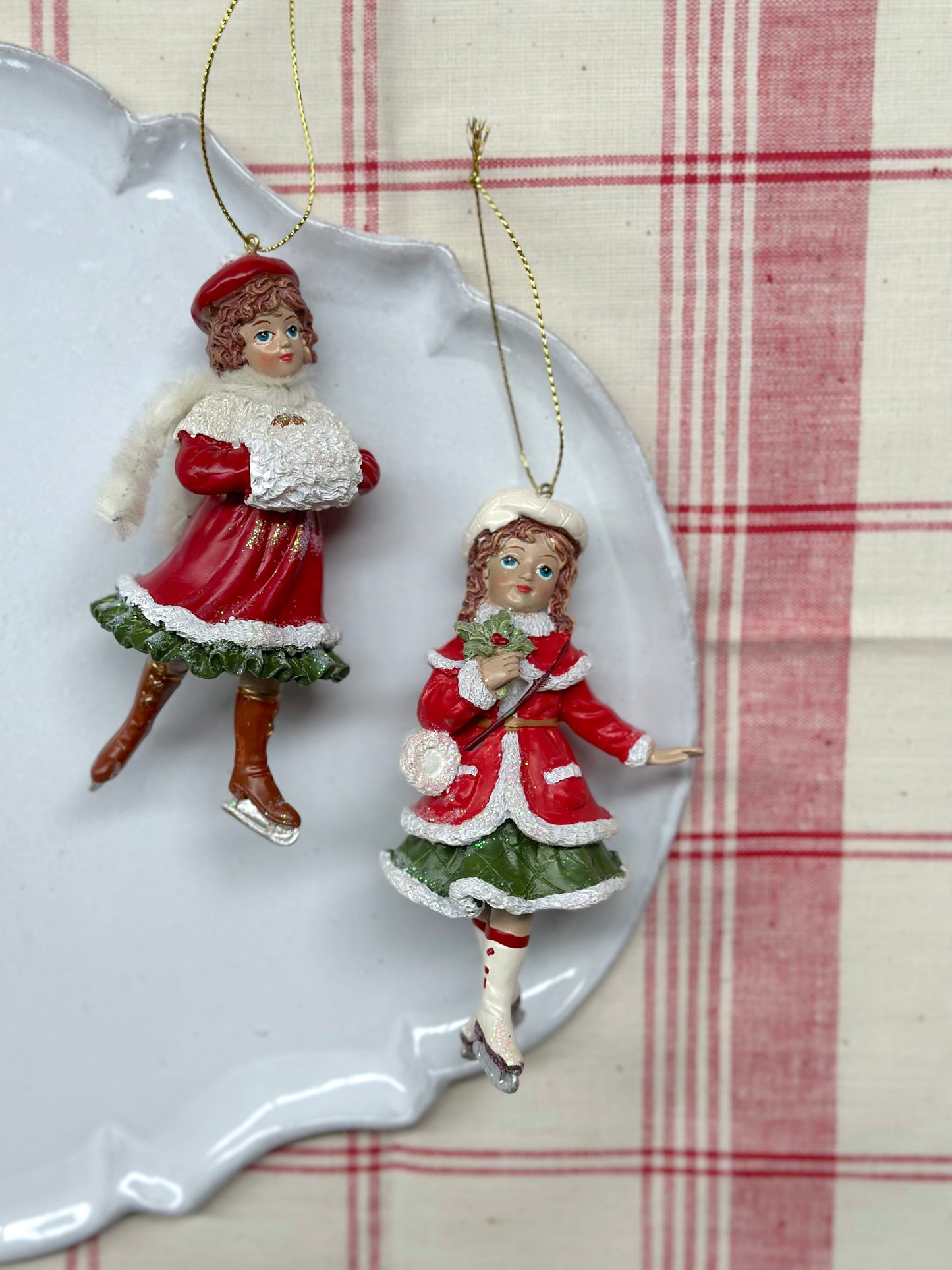 Ice Skating Girls - Set Of 2 - Woodland Christmas