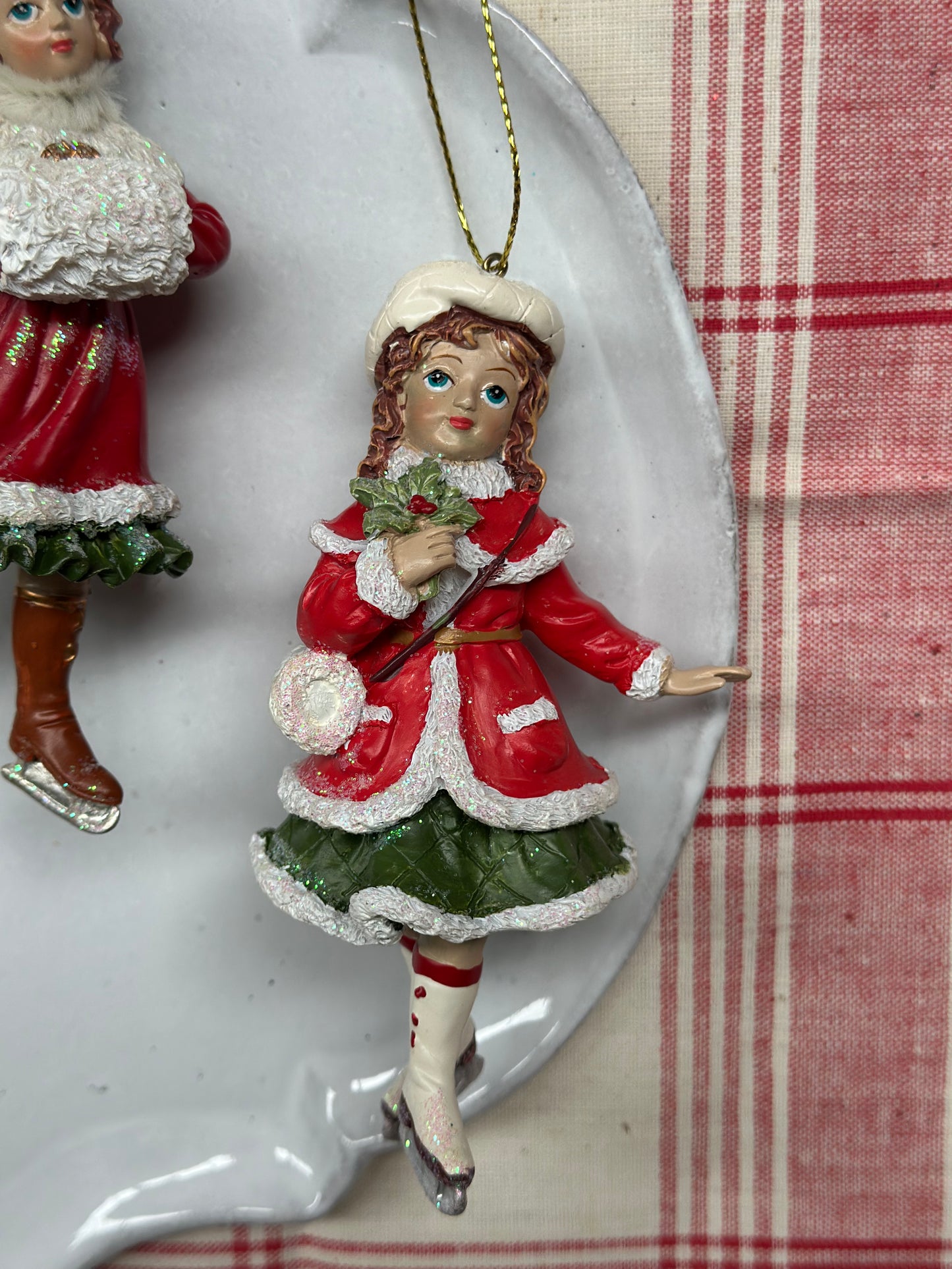 Ice Skating Girls - Set Of 2 - Woodland Christmas