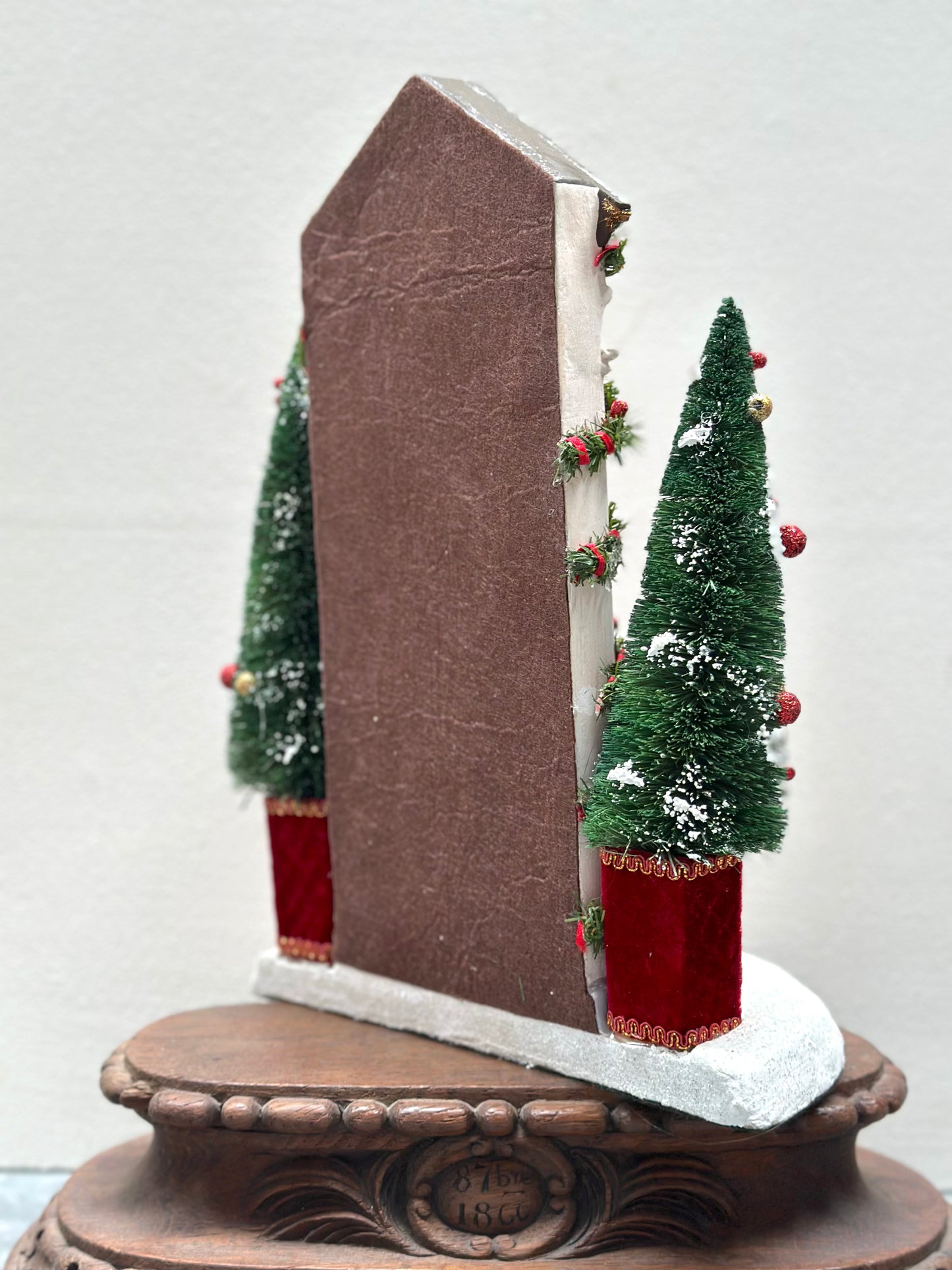 Yuletide Santa - Front Door Scene - Nostalgic Christmas