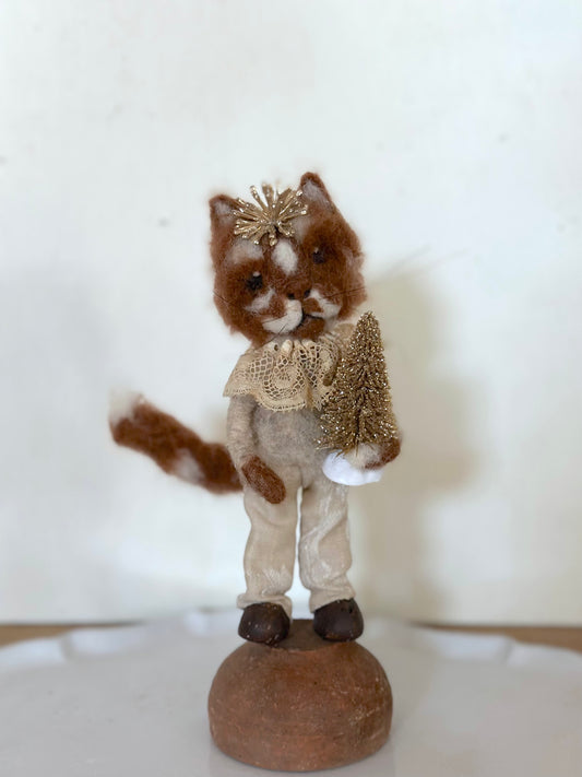 Hand Felted Festive Christmas Cats With Antique French Fabrics