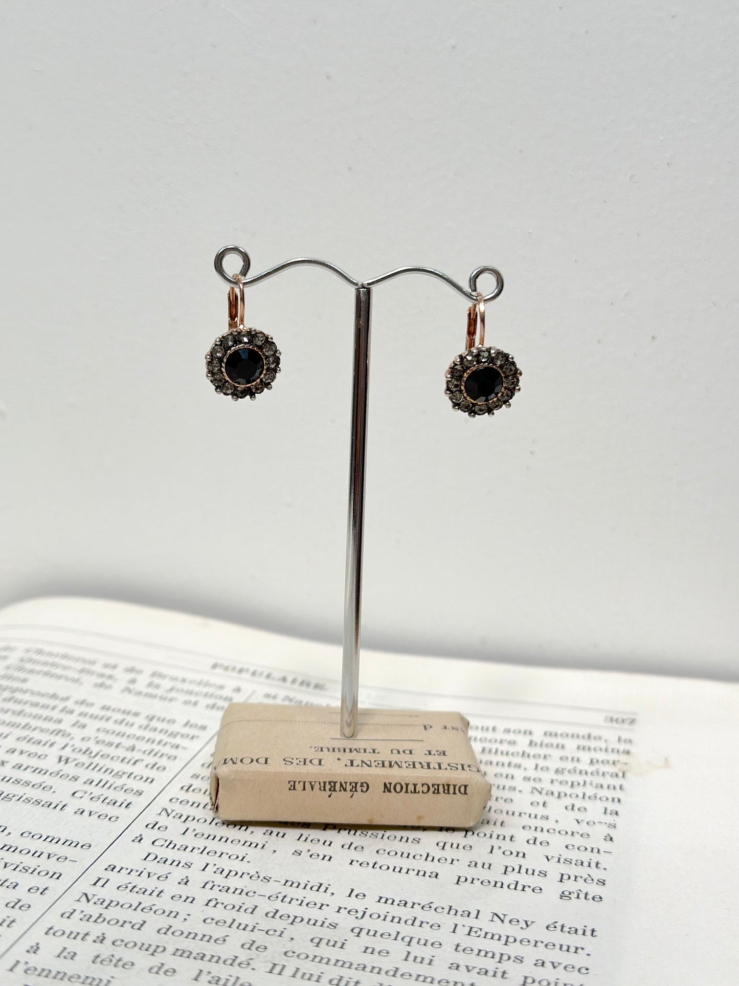 Italian Small Round Crystal Earrings With Onyx Centre