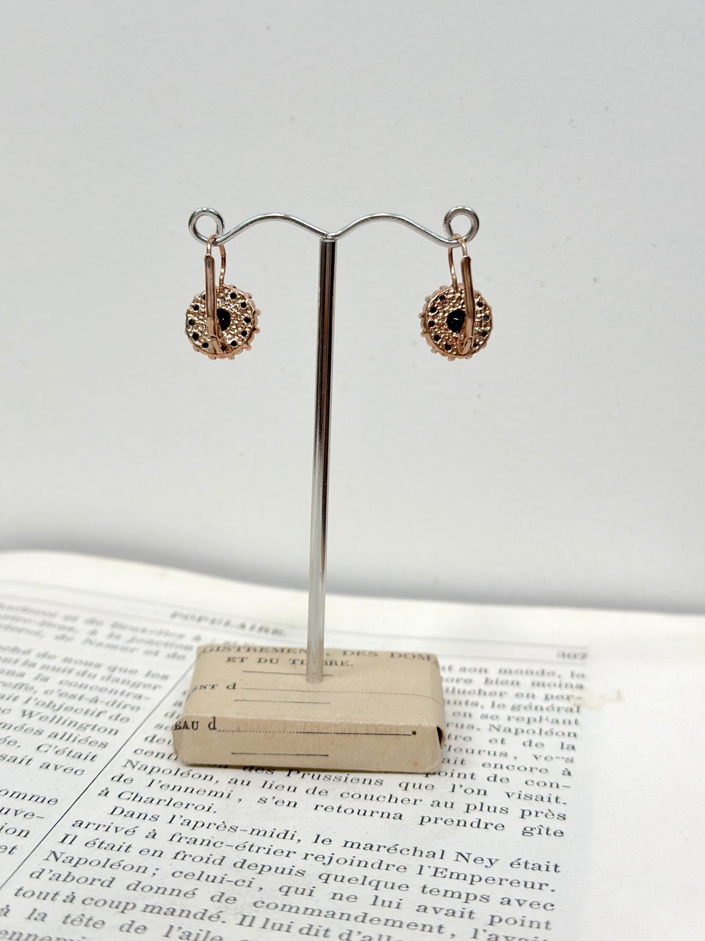 Italian Small Round Crystal Earrings With Onyx Centre