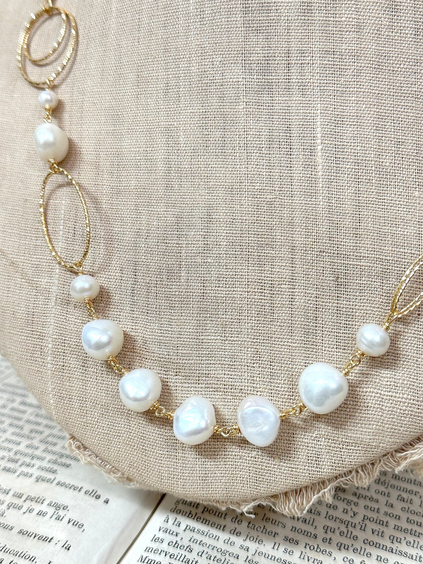 Italian Pearl And Yellow Gold Circle Link Necklace